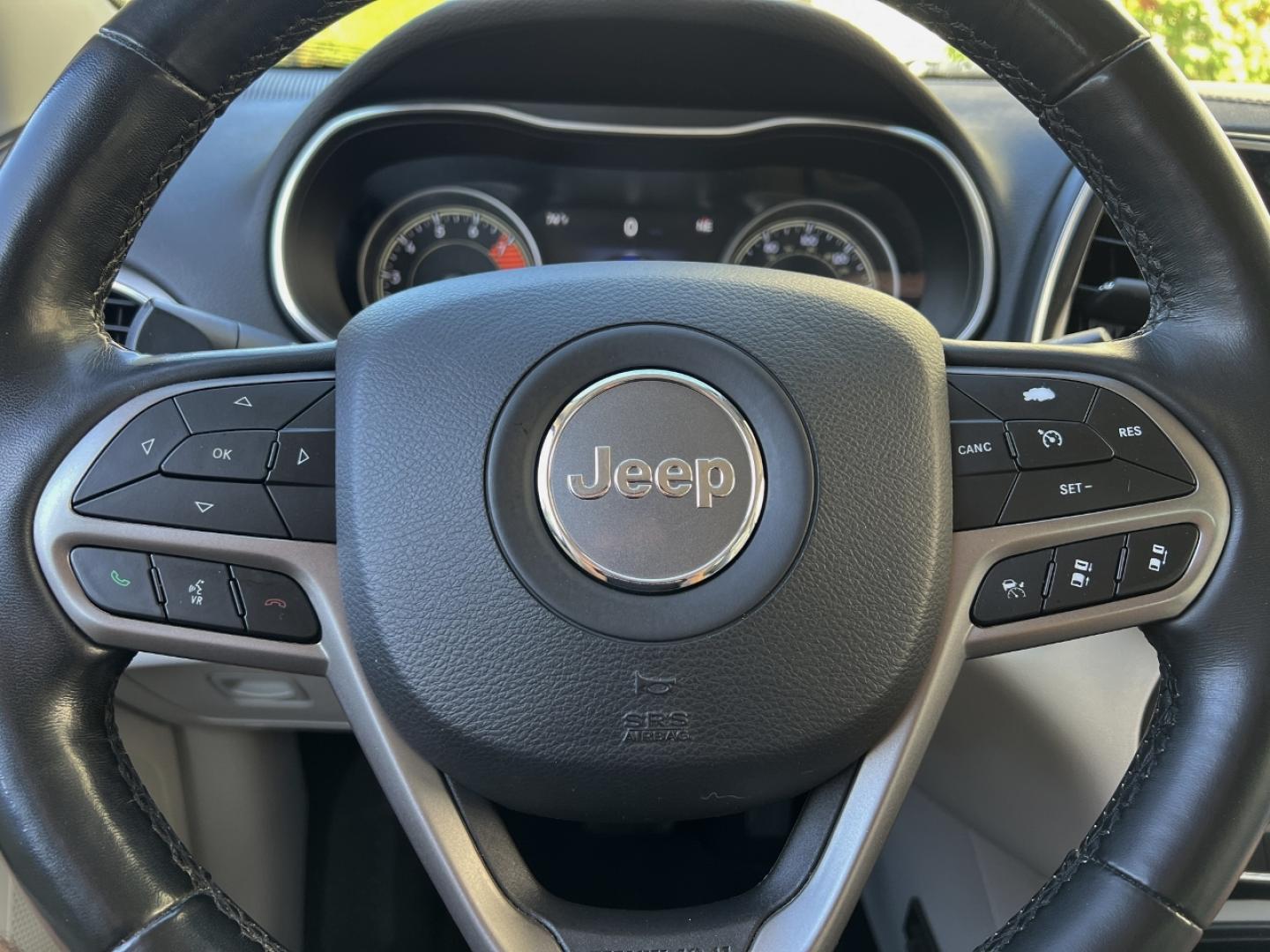 2020 MAROON /Tan Leather JEEP CHEROKEE LIMITED (1C4PJLDX3LD) with an 3.2L V6 engine, Automatic transmission, located at 506 S. Kingshighway, Cape Girardeau, MO, 63703, (573) 235-5000, 37.294994, -89.556206 - 2020 Jeep Cherokee Limited 1-Owner 119xxx miles Front Wheel Drive 3.2L V6 Automatic Leather Power/Heated/Cooled Seats Heated Steering Wheel Backup Camera Bluetooth Cruise Remote Start Power Windows/Locks/Mirrors We have financing available and we accept trades! Fill out a credit applic - Photo#23