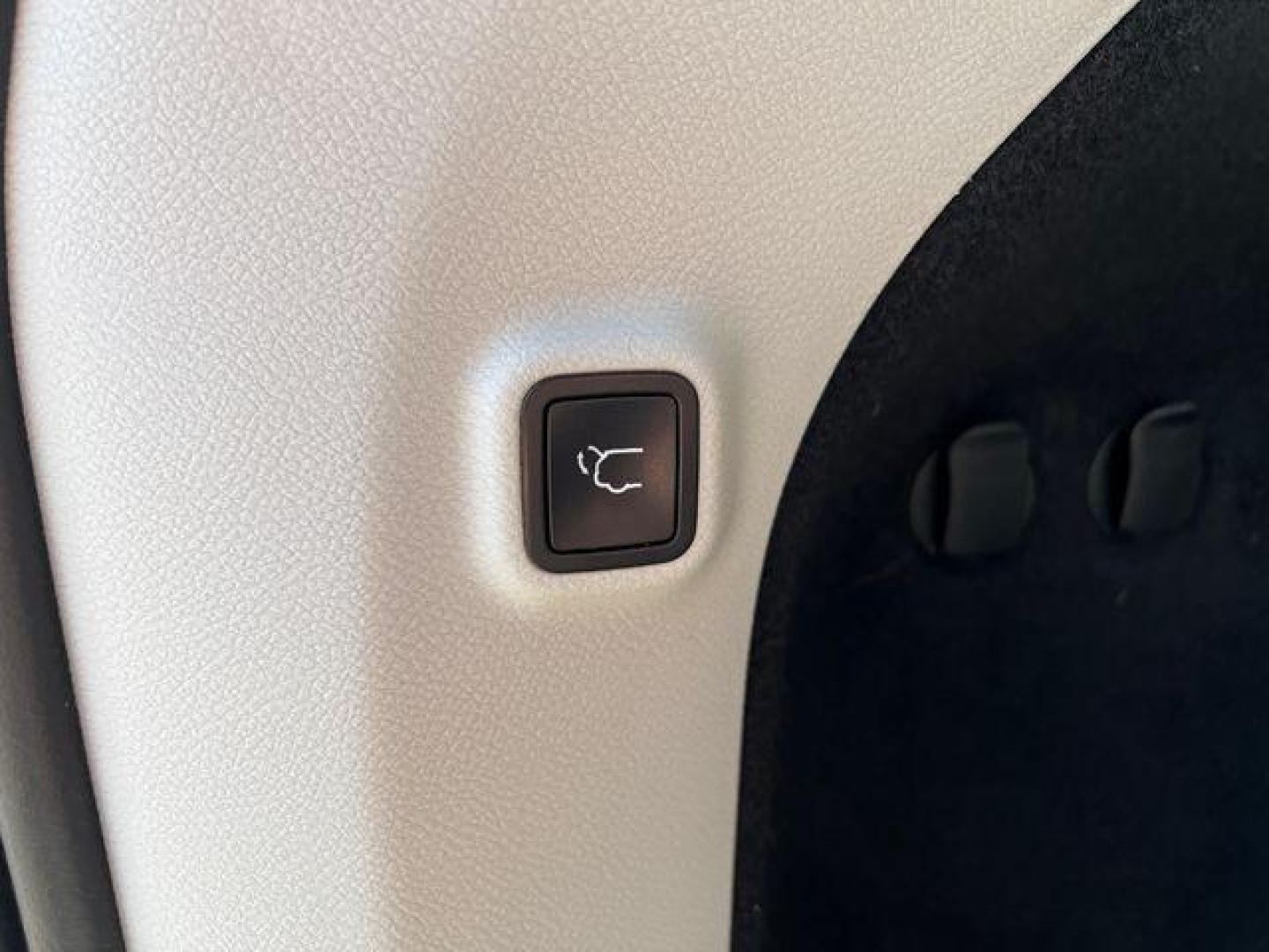 2020 MAROON /Tan Leather JEEP CHEROKEE LIMITED (1C4PJLDX3LD) with an 3.2L V6 engine, Automatic transmission, located at 2990 Old Orchard Rd., Jackson, MO, 63755, 37.354214, -89.612106 - 2020 Jeep Cherokee Limited 1-Owner 119xxx miles Front Wheel Drive 3.2L V6 Automatic Leather Power/Heated/Cooled Seats Heated Steering Wheel Backup Camera Bluetooth Cruise Remote Start Power Windows/Locks/Mirrors We have financing available and we accept trades! Fill out a credit applic - Photo#21