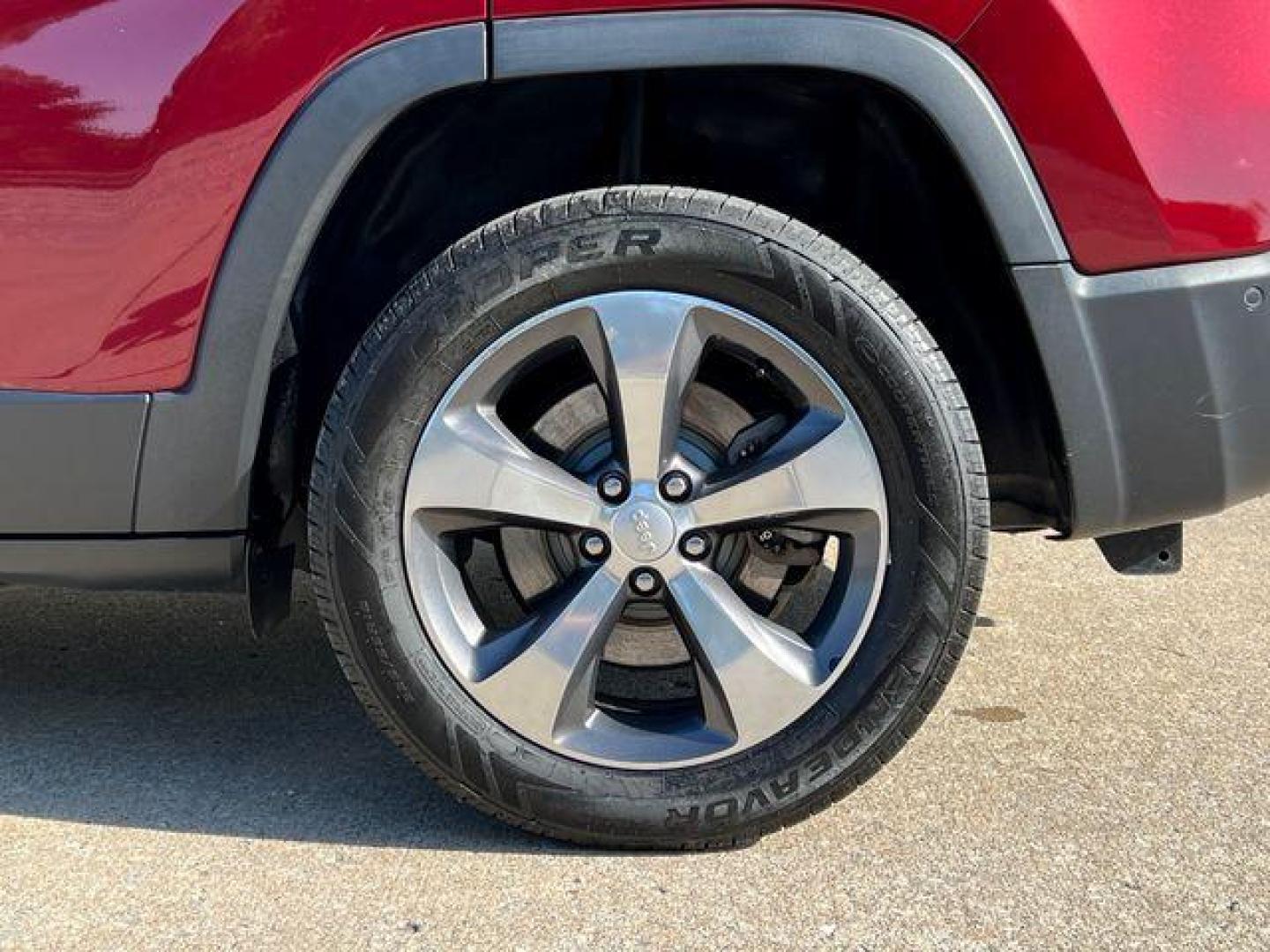 2020 MAROON /Tan Leather JEEP CHEROKEE LIMITED (1C4PJLDX3LD) with an 3.2L V6 engine, Automatic transmission, located at 2990 Old Orchard Rd., Jackson, MO, 63755, 37.354214, -89.612106 - 2020 Jeep Cherokee Limited 1-Owner 119xxx miles Front Wheel Drive 3.2L V6 Automatic Leather Power/Heated/Cooled Seats Heated Steering Wheel Backup Camera Bluetooth Cruise Remote Start Power Windows/Locks/Mirrors We have financing available and we accept trades! Fill out a credit applic - Photo#39