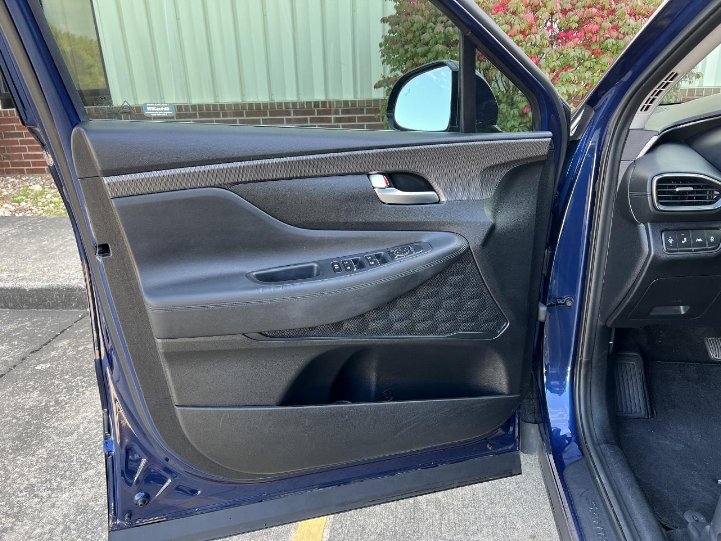 2019 BLUE /Gray Cloth HYUNDAI SANTA FE SEL (5NMS33AD2KH) with an 2.4L 4 Cyl. engine, Automatic transmission, located at 2990 Old Orchard Rd., Jackson, MO, 63755, 37.354214, -89.612106 - 2019 Hyundai Santa Fe SEL 86xxx miles Front Wheel Drive 2.4L 4 Cyl. Automatic Backup Camera Heated Seats Power Driver Seat Bluetooth Cruise Power Windows/Locks/Mirrors We have financing available and we accept trades! Fill out a credit application on our website or come by today! If you - Photo#12