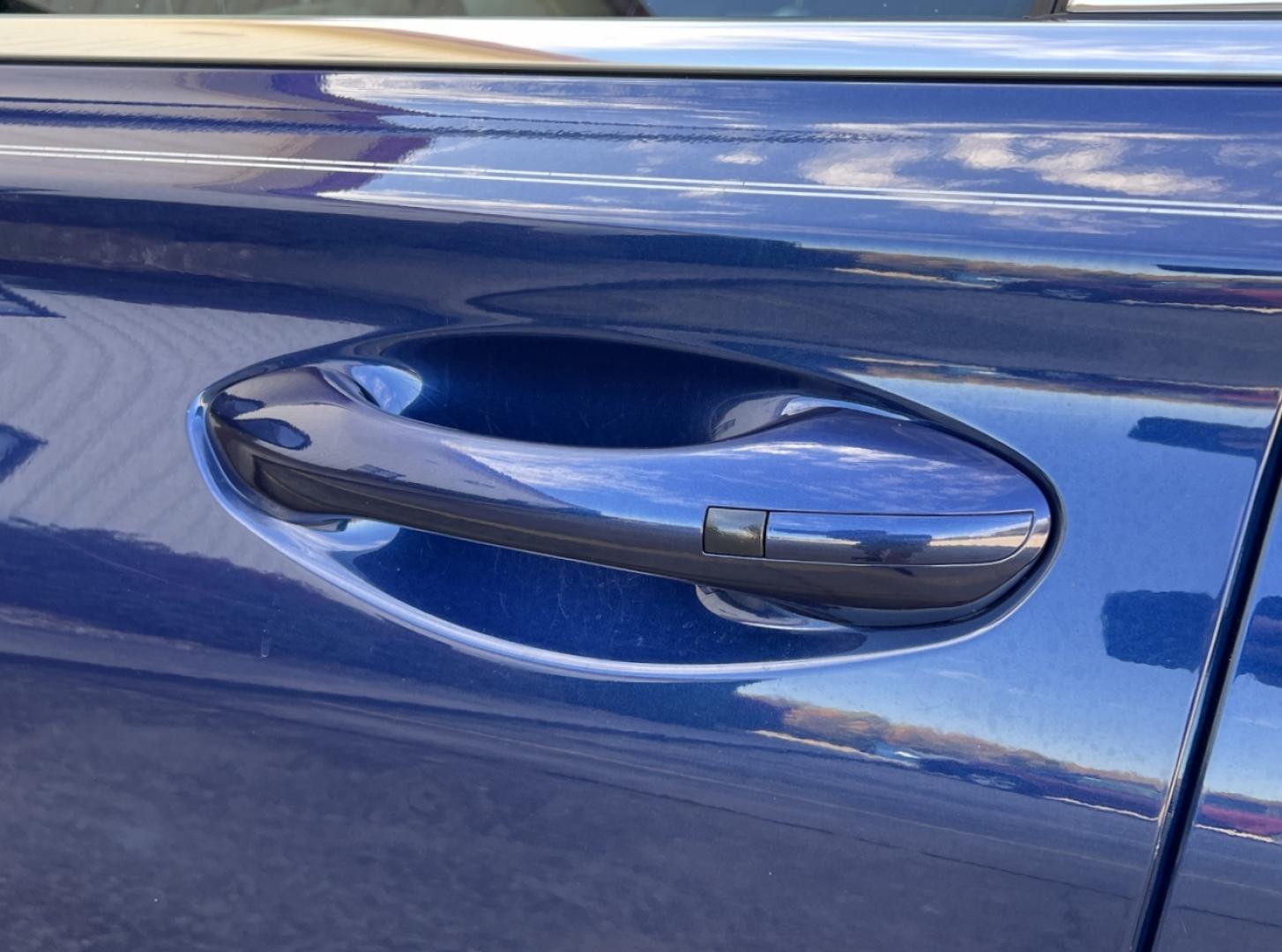 2019 BLUE /Gray Cloth HYUNDAI SANTA FE SEL (5NMS33AD2KH) with an 2.4L 4 Cyl. engine, Automatic transmission, located at 2990 Old Orchard Rd., Jackson, MO, 63755, 37.354214, -89.612106 - 2019 Hyundai Santa Fe SEL 86xxx miles Front Wheel Drive 2.4L 4 Cyl. Automatic Backup Camera Heated Seats Power Driver Seat Bluetooth Cruise Power Windows/Locks/Mirrors We have financing available and we accept trades! Fill out a credit application on our website or come by today! If you - Photo#30