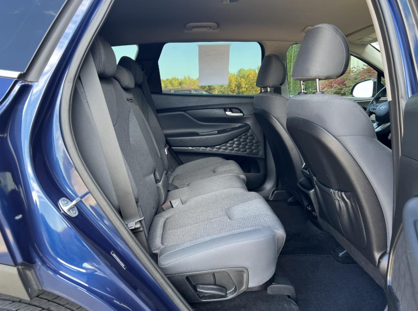2019 BLUE /Gray Cloth HYUNDAI SANTA FE SEL (5NMS33AD2KH) with an 2.4L 4 Cyl. engine, Automatic transmission, located at 2990 Old Orchard Rd., Jackson, MO, 63755, 37.354214, -89.612106 - 2019 Hyundai Santa Fe SEL 86xxx miles Front Wheel Drive 2.4L 4 Cyl. Automatic Backup Camera Heated Seats Power Driver Seat Bluetooth Cruise Power Windows/Locks/Mirrors We have financing available and we accept trades! Fill out a credit application on our website or come by today! If you - Photo#17