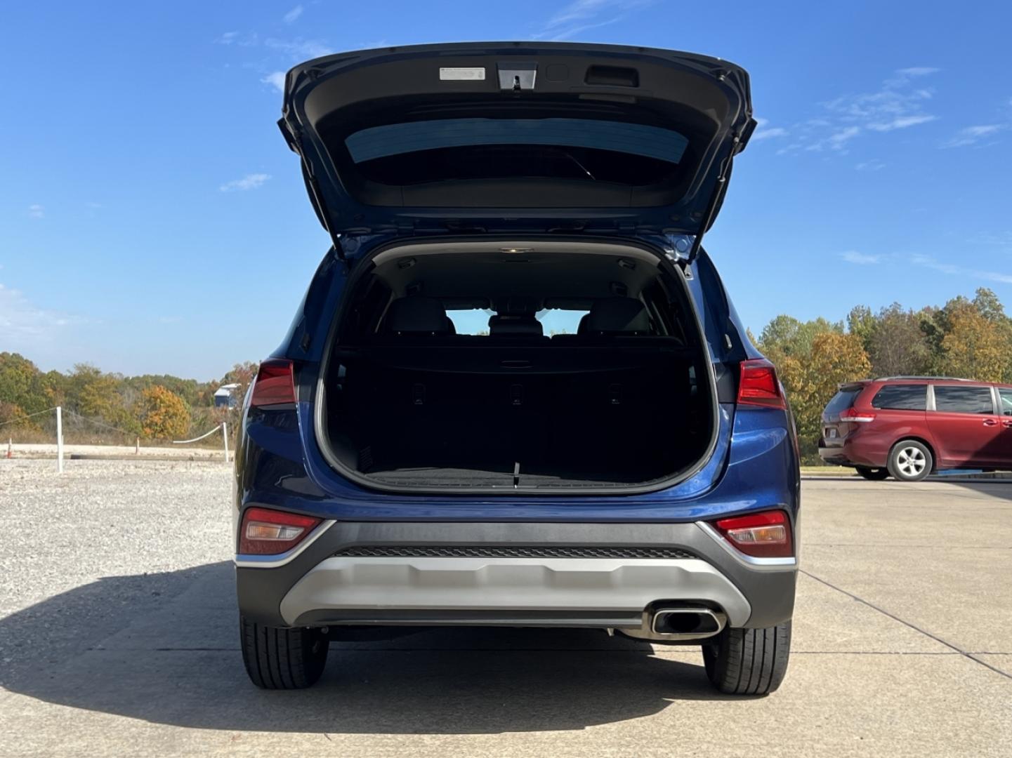 2019 BLUE /Gray Cloth HYUNDAI SANTA FE SEL (5NMS33AD2KH) with an 2.4L 4 Cyl. engine, Automatic transmission, located at 2990 Old Orchard Rd., Jackson, MO, 63755, 37.354214, -89.612106 - 2019 Hyundai Santa Fe SEL 86xxx miles Front Wheel Drive 2.4L 4 Cyl. Automatic Backup Camera Heated Seats Power Driver Seat Bluetooth Cruise Power Windows/Locks/Mirrors We have financing available and we accept trades! Fill out a credit application on our website or come by today! If you - Photo#18