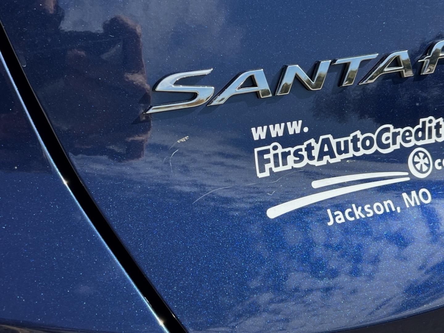 2019 BLUE /Gray Cloth HYUNDAI SANTA FE SEL (5NMS33AD2KH) with an 2.4L 4 Cyl. engine, Automatic transmission, located at 2990 Old Orchard Rd., Jackson, MO, 63755, 37.354214, -89.612106 - 2019 Hyundai Santa Fe SEL 86xxx miles Front Wheel Drive 2.4L 4 Cyl. Automatic Backup Camera Heated Seats Power Driver Seat Bluetooth Cruise Power Windows/Locks/Mirrors We have financing available and we accept trades! Fill out a credit application on our website or come by today! If you - Photo#43