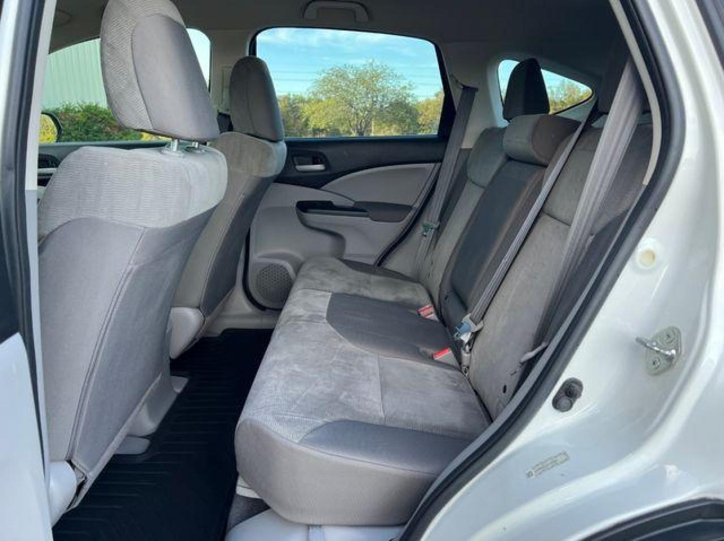 2012 WHITE /Gray HONDA CR-V LX (5J6RM3H33CL) with an 2.4L engine, Automatic transmission, located at 2990 Old Orchard Rd., Jackson, MO, 63755, 37.354214, -89.612106 - Photo#14