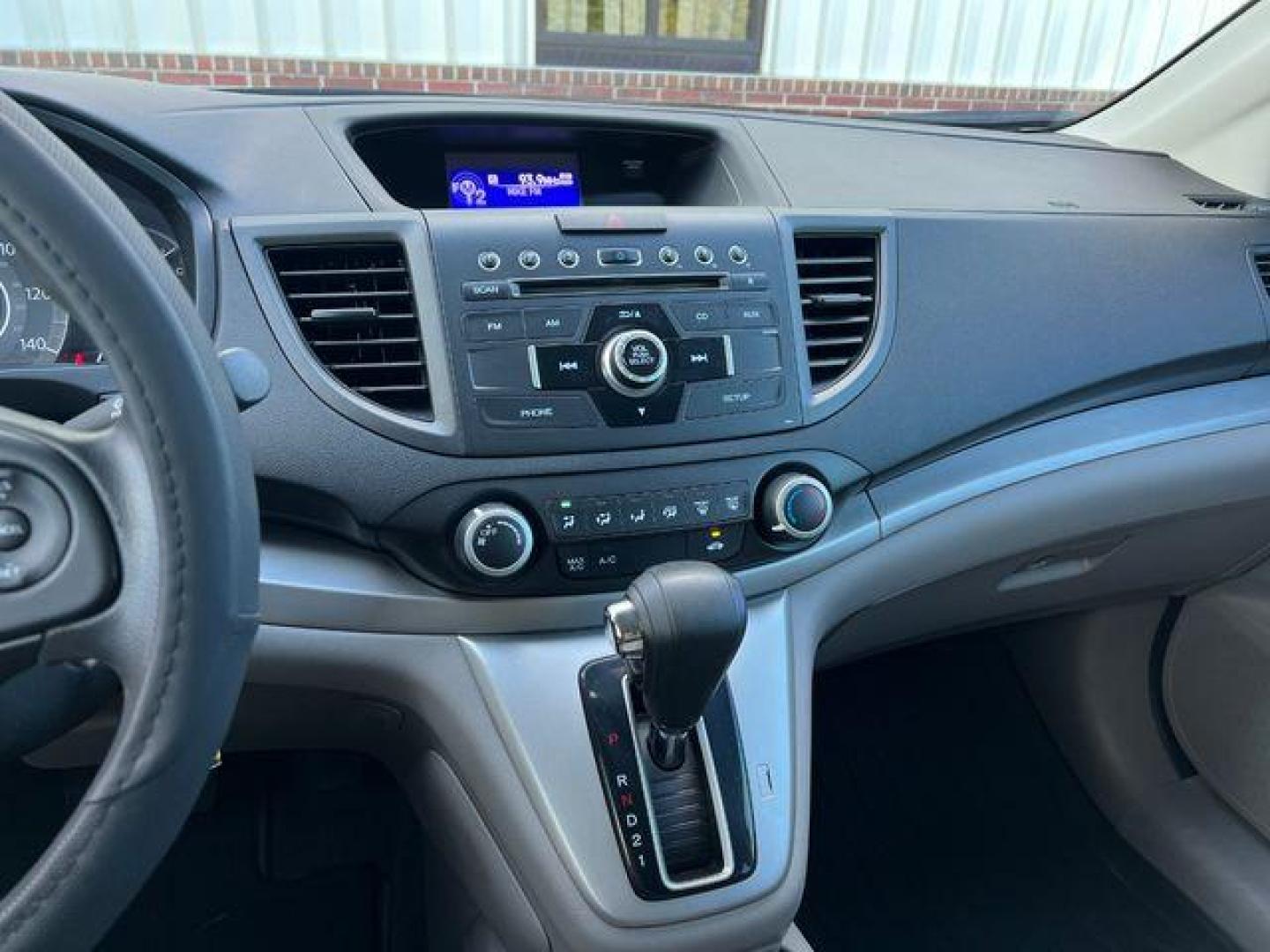 2012 WHITE /Gray HONDA CR-V LX (5J6RM3H33CL) with an 2.4L engine, Automatic transmission, located at 2990 Old Orchard Rd., Jackson, MO, 63755, 37.354214, -89.612106 - Photo#20