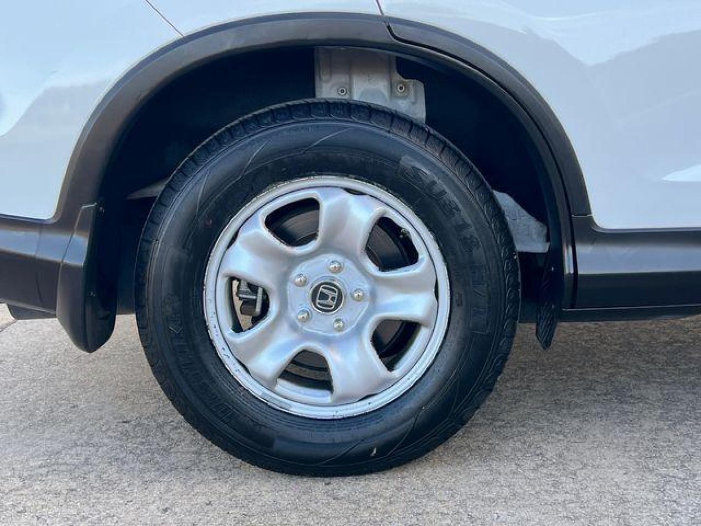 2012 WHITE /Gray HONDA CR-V LX (5J6RM3H33CL) with an 2.4L engine, Automatic transmission, located at 2990 Old Orchard Rd., Jackson, MO, 63755, 37.354214, -89.612106 - Photo#30
