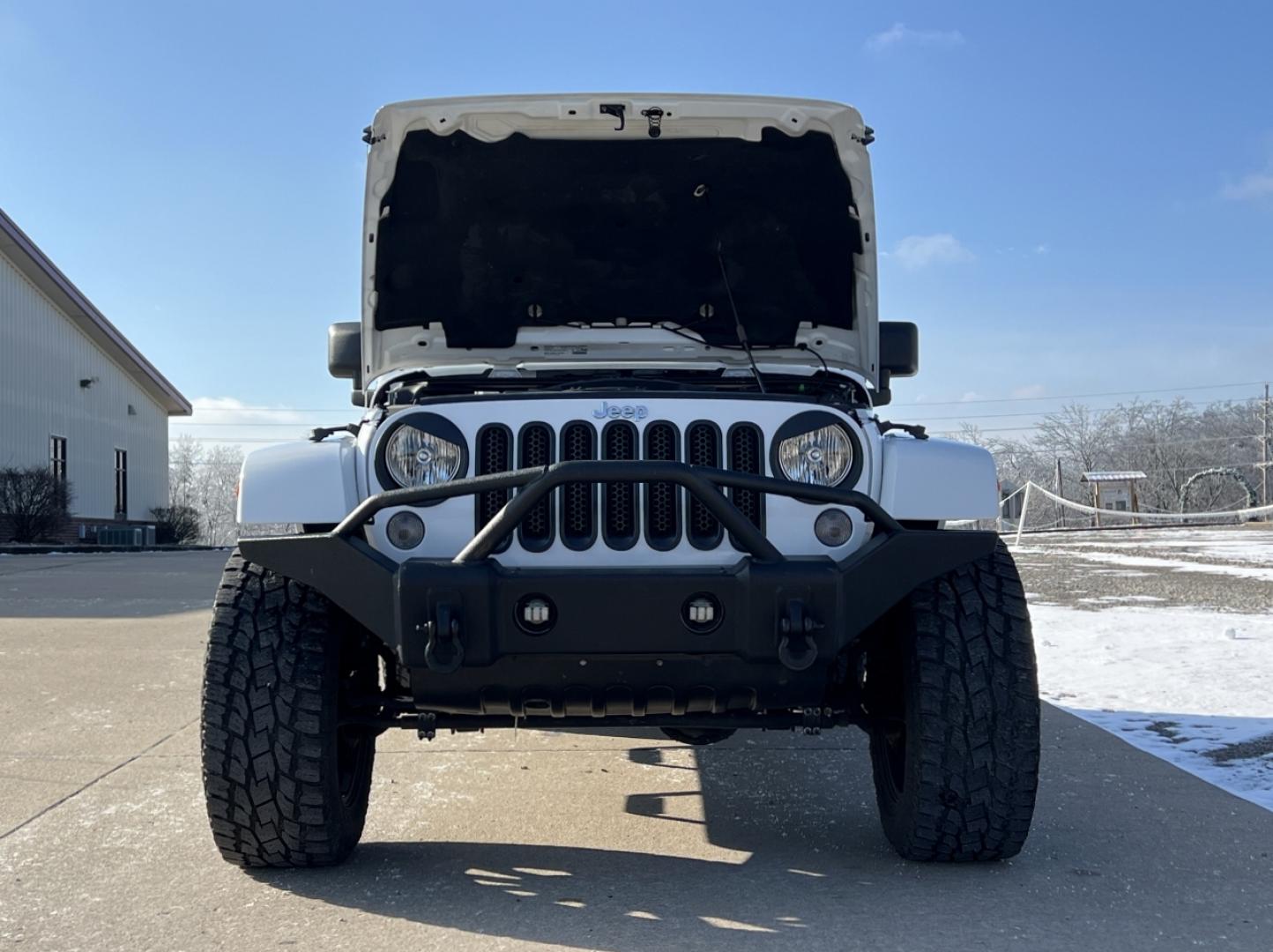 2014 WHITE /Black Cloth Jeep Wrangler Unlimited Sahara (1C4BJWEG1EL) with an 3.6L V6 engine, Automatic transmission, located at 2990 Old Orchard Rd., Jackson, MO, 63755, 37.354214, -89.612106 - 2014 Jeep Wrangler Unlimited Sahara Only 48xxx miles 4x4 3.6L V6 Automatic Local Trade-In 20" Wheels Cruise Power Windows/Locks/Mirrors We have financing available and we accept trades! Fill out a credit application on our website or come by today! If you have any questions, give us a call - Photo#26