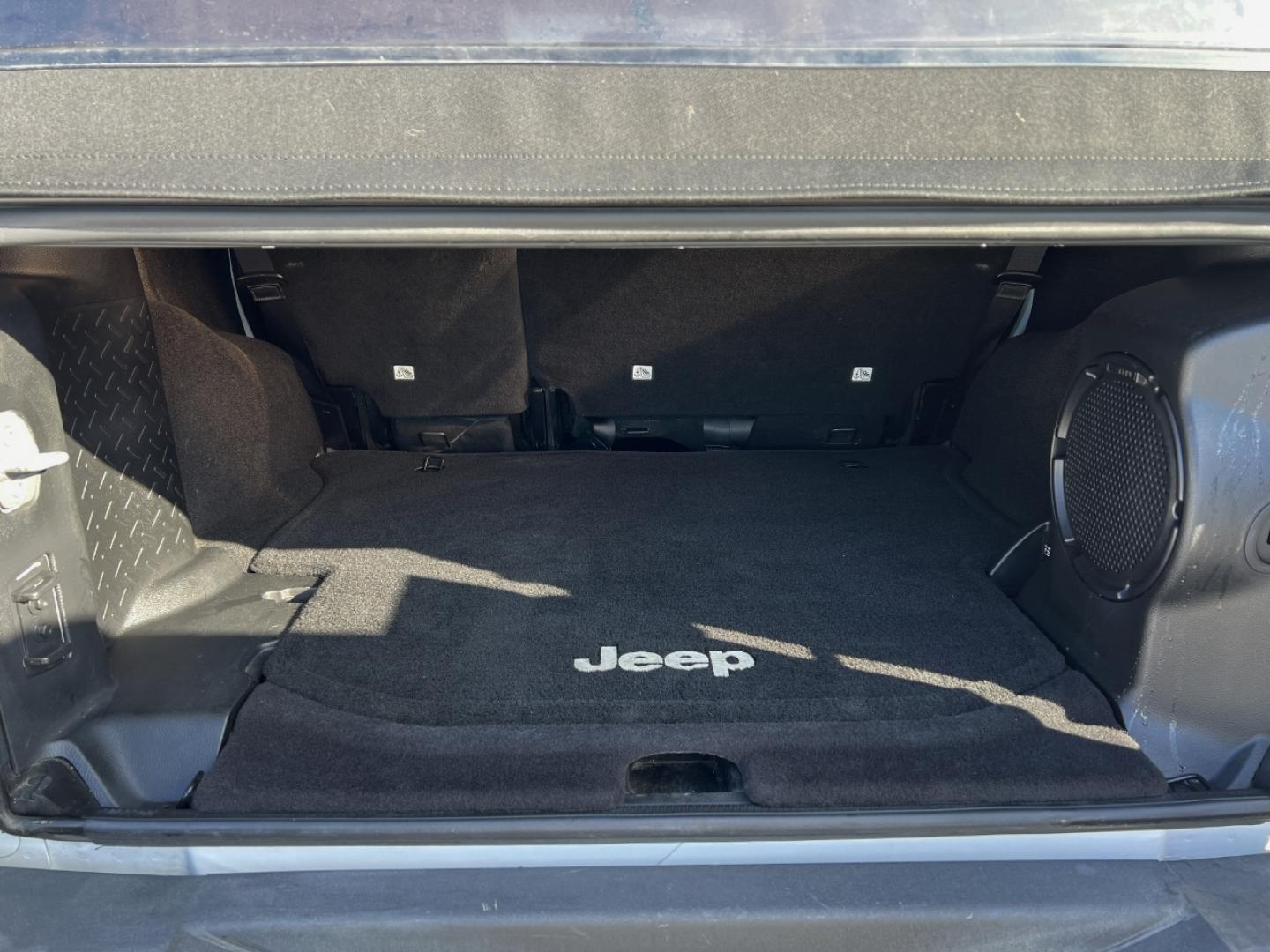 2014 WHITE /Black Cloth Jeep Wrangler Unlimited Sahara (1C4BJWEG1EL) with an 3.6L V6 engine, Automatic transmission, located at 2990 Old Orchard Rd., Jackson, MO, 63755, 37.354214, -89.612106 - 2014 Jeep Wrangler Unlimited Sahara Only 48xxx miles 4x4 3.6L V6 Automatic Local Trade-In 20" Wheels Cruise Power Windows/Locks/Mirrors We have financing available and we accept trades! Fill out a credit application on our website or come by today! If you have any questions, give us a call - Photo#17
