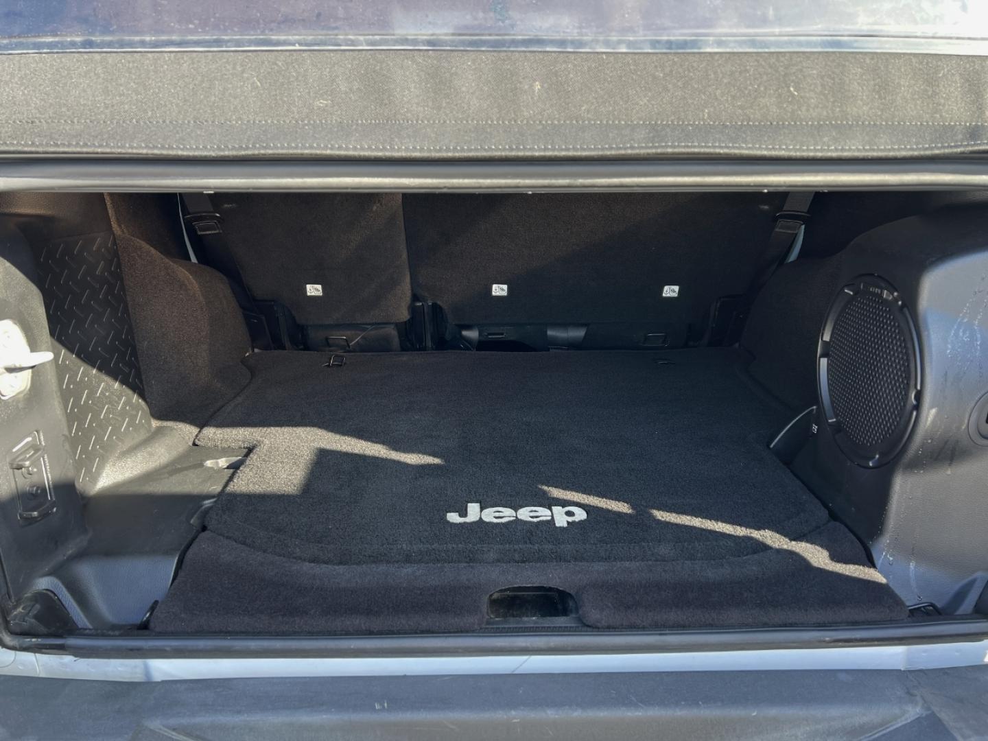 2014 WHITE /Black Cloth Jeep Wrangler Unlimited Sahara (1C4BJWEG1EL) with an 3.6L V6 engine, Automatic transmission, located at 506 S. Kingshighway, Cape Girardeau, MO, 63703, (573) 235-5000, 37.294994, -89.556206 - 2014 Jeep Wrangler Unlimited Sahara Only 48xxx miles 4x4 3.6L V6 Automatic Local Trade-In 20" Wheels Cruise Power Windows/Locks/Mirrors We have financing available and we accept trades! Fill out a credit application on our website or come by today! If you have any questions, give us a call - Photo#17