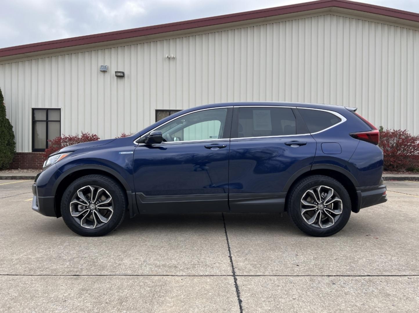 2021 BLUE /Gray Cloth HONDA CR-V EX (7FART6H57ME) with an 2.0L 4 Cyl. engine, Continuously Variable transmission, located at 2990 Old Orchard Rd., Jackson, MO, 63755, 37.354214, -89.612106 - 2021 Honda CR-V HYBRID EX 1-Owner 95xxx miles All Wheel Drive 2.0L 4 Cyl. Hybrid Automatic Backup Camera Sunroof Heated Seats Power Driver Seat Bluetooth Cruise Power Windows/Locks/Mirrors We have financing available and we accept trades! Fill out a credit application on our website or - Photo#7