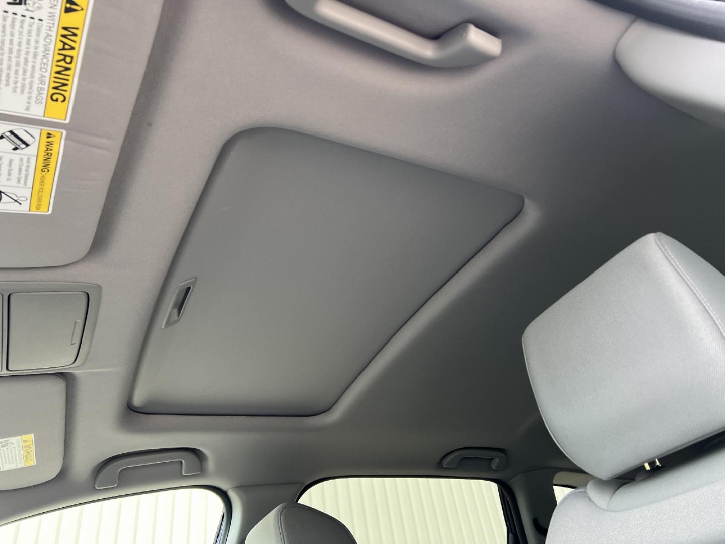 2021 BLUE /Gray Cloth HONDA CR-V EX (7FART6H57ME) with an 2.0L 4 Cyl. engine, Continuously Variable transmission, located at 2990 Old Orchard Rd., Jackson, MO, 63755, 37.354214, -89.612106 - 2021 Honda CR-V HYBRID EX 1-Owner 95xxx miles All Wheel Drive 2.0L 4 Cyl. Hybrid Automatic Backup Camera Sunroof Heated Seats Power Driver Seat Bluetooth Cruise Power Windows/Locks/Mirrors We have financing available and we accept trades! Fill out a credit application on our website or - Photo#4