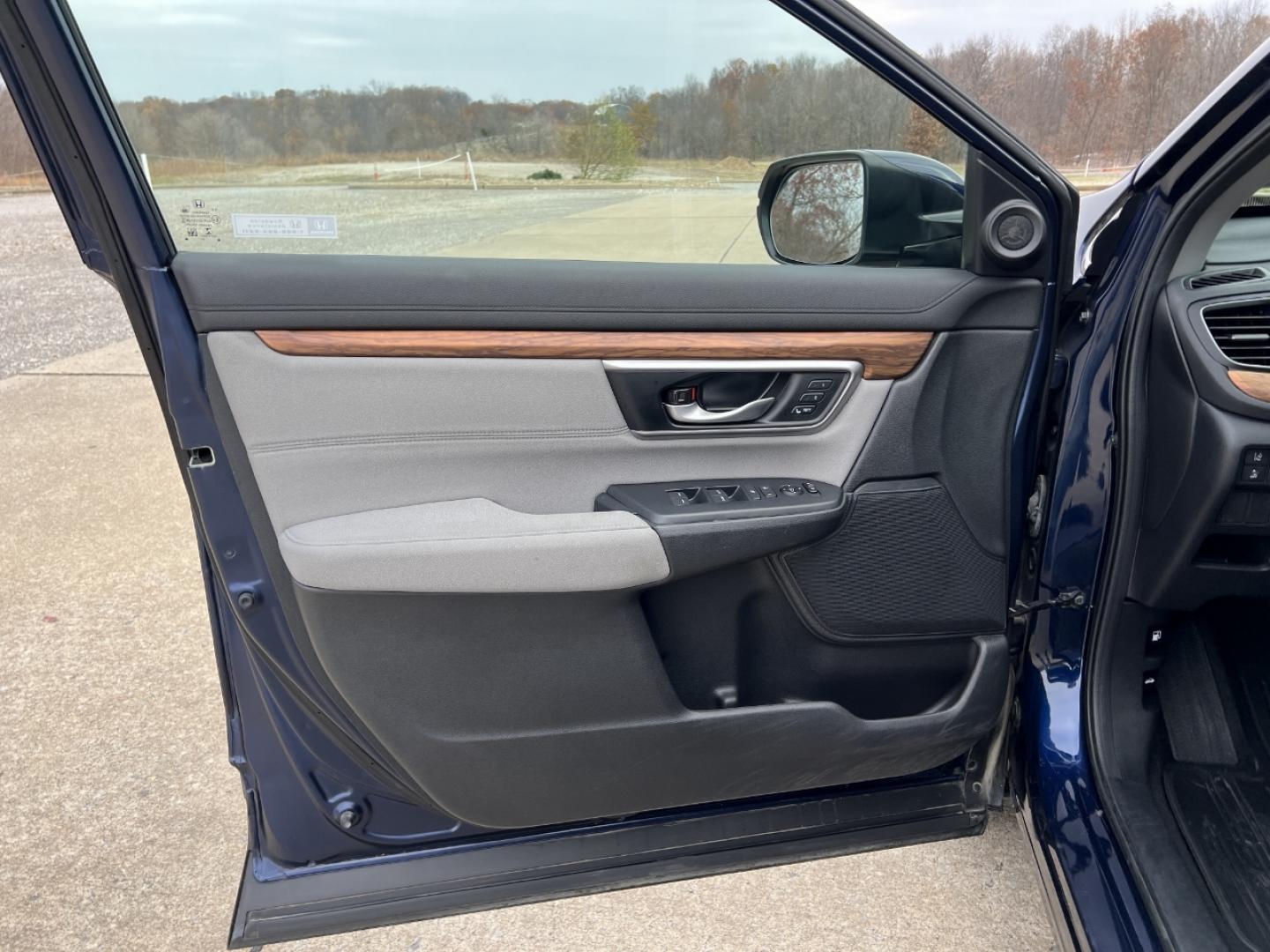 2021 BLUE /Gray Cloth HONDA CR-V EX (7FART6H57ME) with an 2.0L 4 Cyl. engine, Continuously Variable transmission, located at 2990 Old Orchard Rd., Jackson, MO, 63755, 37.354214, -89.612106 - 2021 Honda CR-V HYBRID EX 1-Owner 95xxx miles All Wheel Drive 2.0L 4 Cyl. Hybrid Automatic Backup Camera Sunroof Heated Seats Power Driver Seat Bluetooth Cruise Power Windows/Locks/Mirrors We have financing available and we accept trades! Fill out a credit application on our website or - Photo#13