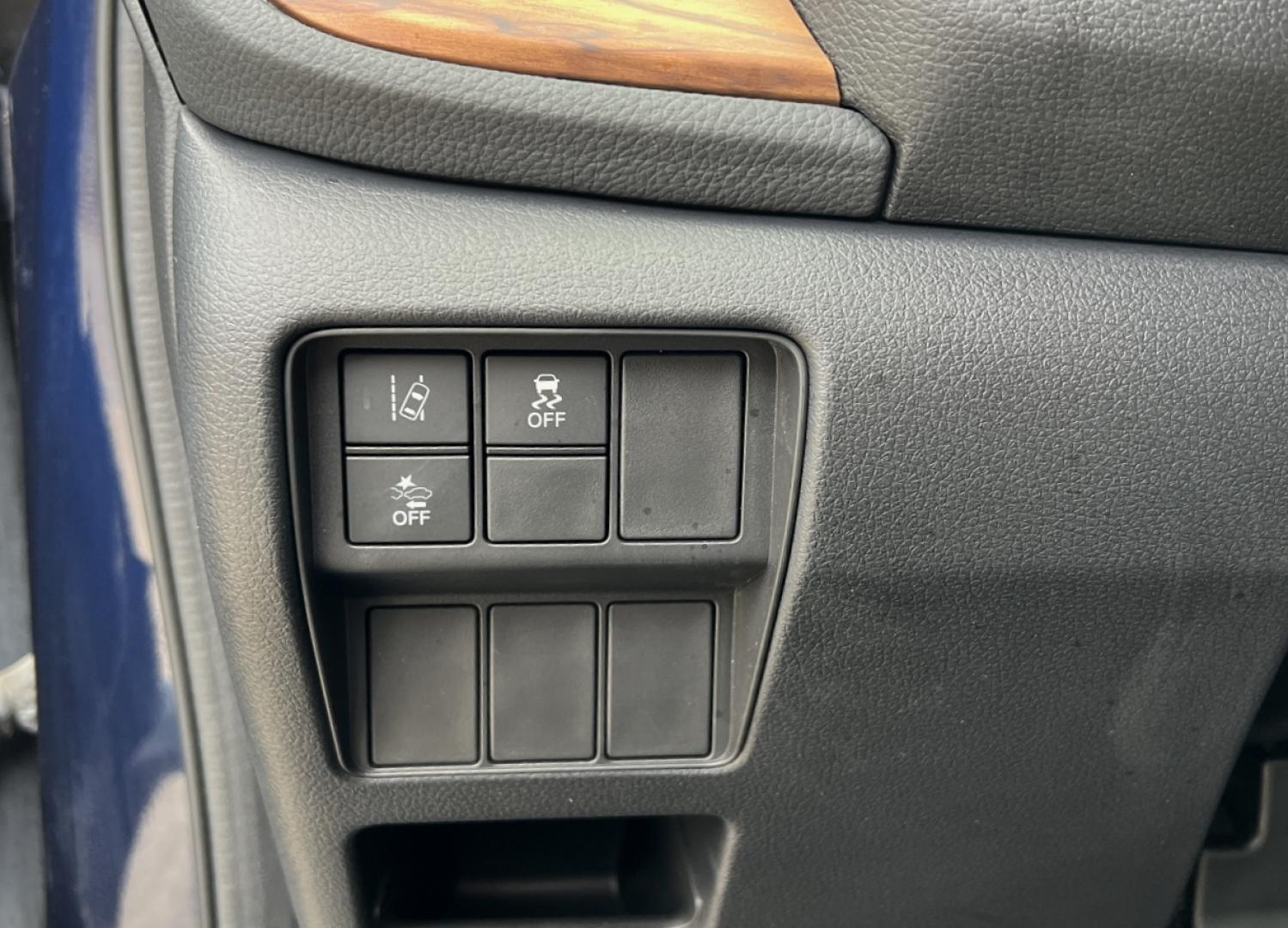 2021 BLUE /Gray Cloth HONDA CR-V EX (7FART6H57ME) with an 2.0L 4 Cyl. engine, Continuously Variable transmission, located at 2990 Old Orchard Rd., Jackson, MO, 63755, 37.354214, -89.612106 - 2021 Honda CR-V HYBRID EX 1-Owner 95xxx miles All Wheel Drive 2.0L 4 Cyl. Hybrid Automatic Backup Camera Sunroof Heated Seats Power Driver Seat Bluetooth Cruise Power Windows/Locks/Mirrors We have financing available and we accept trades! Fill out a credit application on our website or - Photo#30