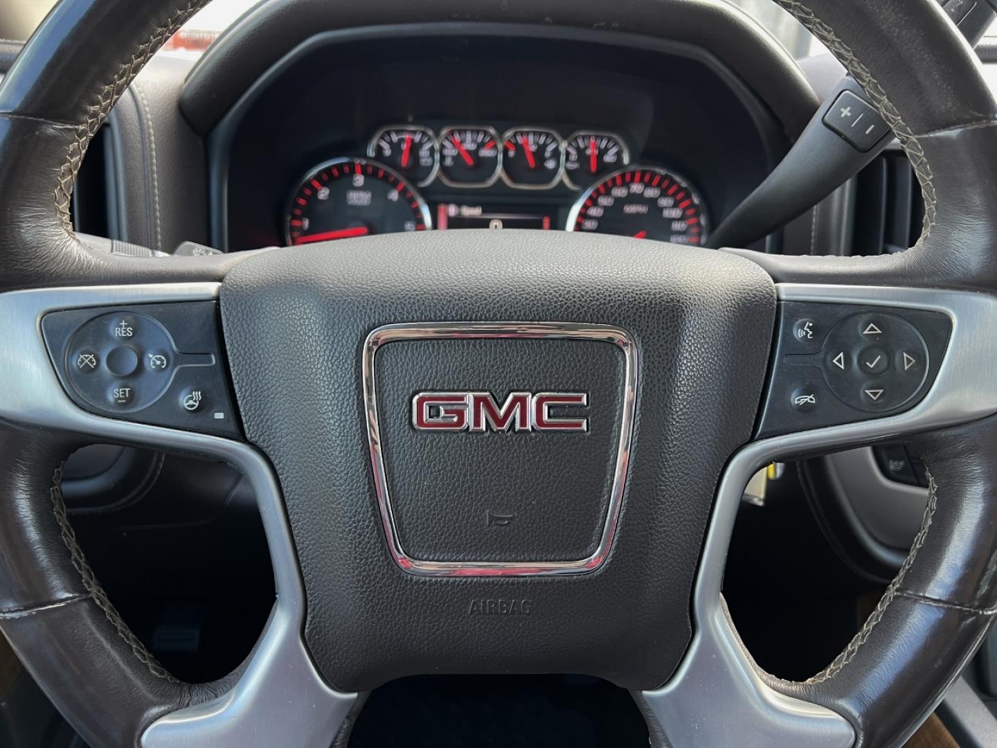 2015 BLACK /Tan Leather GMC SIERRA 1500 SLT (3GTU2VECXFG) with an 5.3L V8 engine, Automatic transmission, located at 2990 Old Orchard Rd., Jackson, MO, 63755, 37.354214, -89.612106 - 2015 GMC Sierra 1500 SLT 130xxx miles 4x4 5.3L V8 Automatic Leather Navigation Backup Camera Power/Heated/Cooled Seats Bluetooth 20" Wheels Cruise Power Windows/Locks/Mirrors We have financing available and we accept trades! Fill out a credit application on our website or come by today! - Photo#22