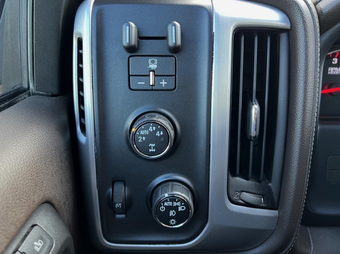 2015 BLACK /Tan Leather GMC SIERRA 1500 SLT (3GTU2VECXFG) with an 5.3L V8 engine, Automatic transmission, located at 2990 Old Orchard Rd., Jackson, MO, 63755, 37.354214, -89.612106 - 2015 GMC Sierra 1500 SLT 130xxx miles 4x4 5.3L V8 Automatic Leather Navigation Backup Camera Power/Heated/Cooled Seats Bluetooth 20" Wheels Cruise Power Windows/Locks/Mirrors We have financing available and we accept trades! Fill out a credit application on our website or come by today! - Photo#2