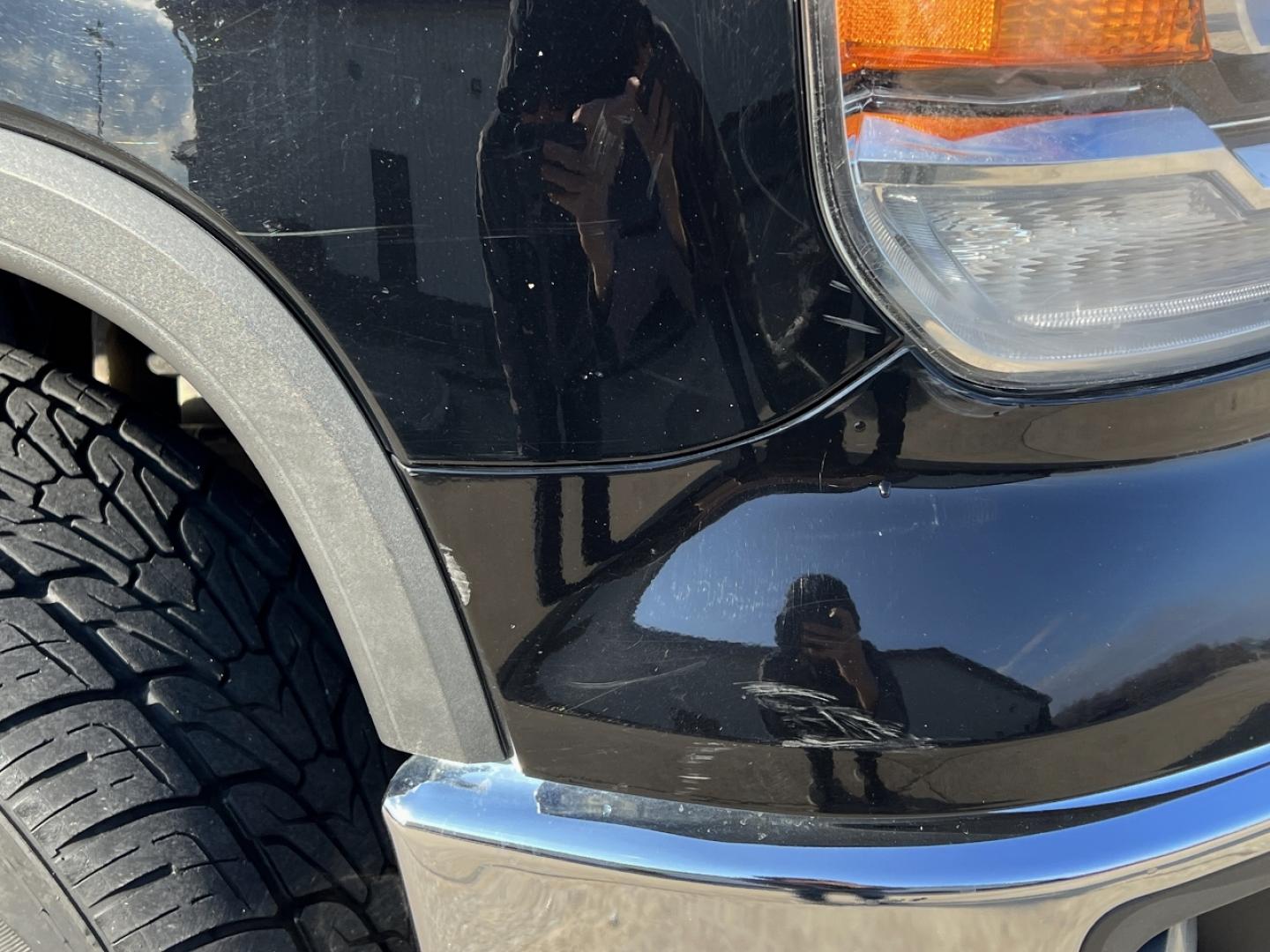 2015 BLACK /Tan Leather GMC SIERRA 1500 SLT (3GTU2VECXFG) with an 5.3L V8 engine, Automatic transmission, located at 2990 Old Orchard Rd., Jackson, MO, 63755, 37.354214, -89.612106 - 2015 GMC Sierra 1500 SLT 130xxx miles 4x4 5.3L V8 Automatic Leather Navigation Backup Camera Power/Heated/Cooled Seats Bluetooth 20" Wheels Cruise Power Windows/Locks/Mirrors We have financing available and we accept trades! Fill out a credit application on our website or come by today! - Photo#41