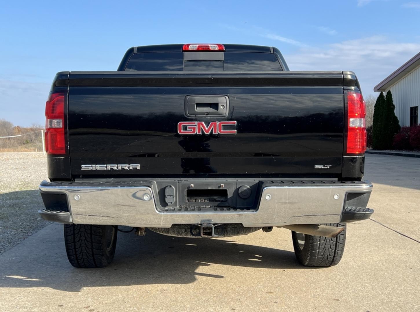 2015 BLACK /Tan Leather GMC SIERRA 1500 SLT (3GTU2VECXFG) with an 5.3L V8 engine, Automatic transmission, located at 2990 Old Orchard Rd., Jackson, MO, 63755, 37.354214, -89.612106 - 2015 GMC Sierra 1500 SLT 130xxx miles 4x4 5.3L V8 Automatic Leather Navigation Backup Camera Power/Heated/Cooled Seats Bluetooth 20" Wheels Cruise Power Windows/Locks/Mirrors We have financing available and we accept trades! Fill out a credit application on our website or come by today! - Photo#12