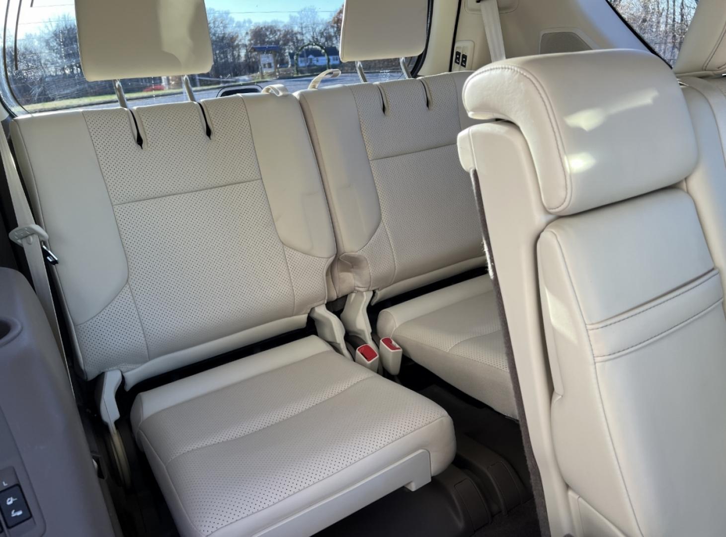2014 WHITE /Tan Leather LEXUS GX 460 PREMIUM (JTJJM7FX7E5) with an 4.6L V6 engine, Automatic transmission, located at 2990 Old Orchard Rd., Jackson, MO, 63755, 37.354214, -89.612106 - 2014 Lexus GX 460 Premium Local 1-Owner 231xxx miles All Wheel Drive 4.6L V8 Automatic Leather 3rd Row Navigation Backup Camera Power/Heated/Cooled Seats Heated Rear Seats Heated Steering Wheel Sunroof Bluetooth Cruise Power Windows/Locks/Mirrors We have financing available and we a - Photo#24
