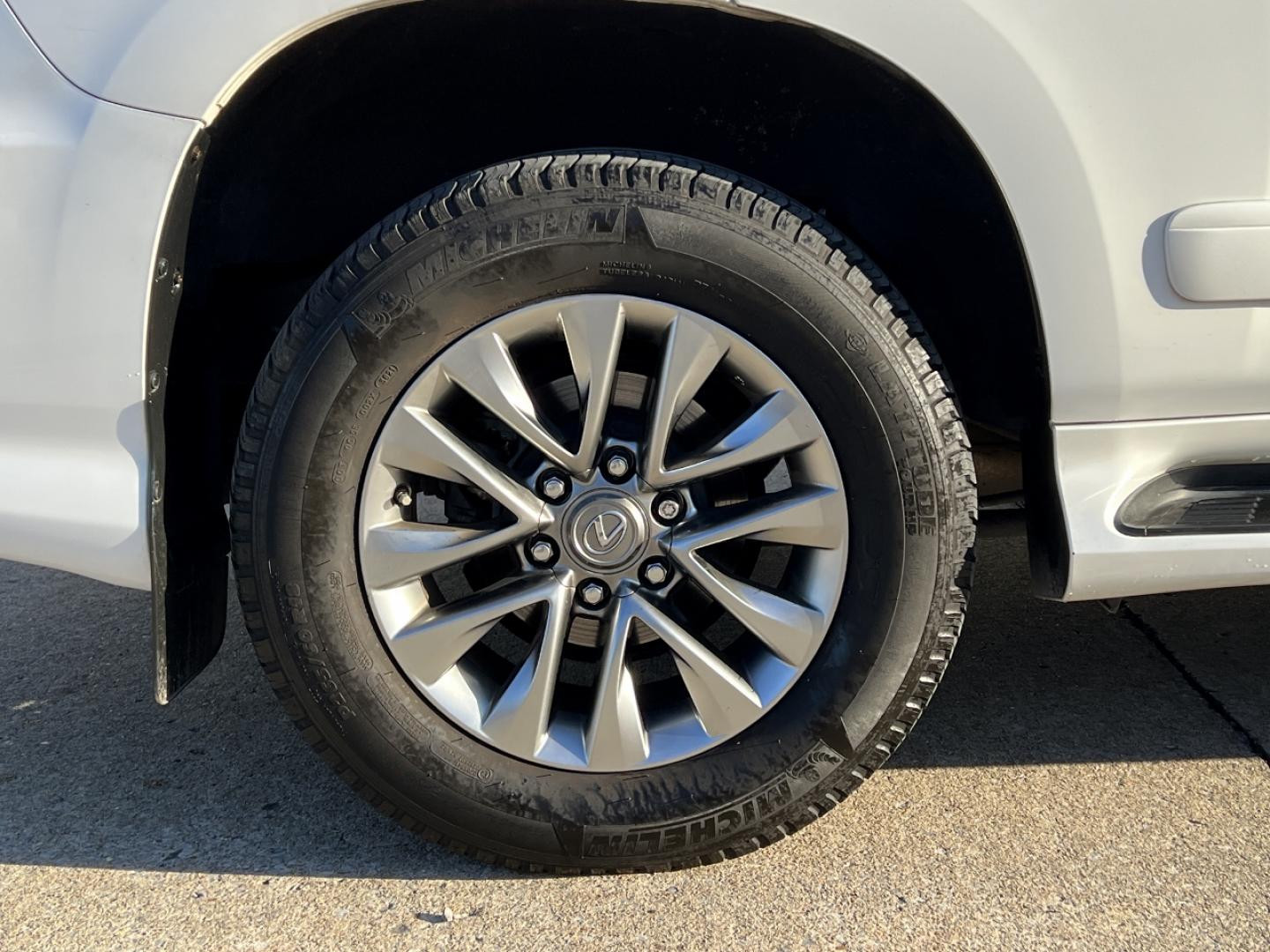 2014 WHITE /Tan Leather LEXUS GX 460 PREMIUM (JTJJM7FX7E5) with an 4.6L V6 engine, Automatic transmission, located at 2990 Old Orchard Rd., Jackson, MO, 63755, 37.354214, -89.612106 - 2014 Lexus GX 460 Premium Local 1-Owner 231xxx miles All Wheel Drive 4.6L V8 Automatic Leather 3rd Row Navigation Backup Camera Power/Heated/Cooled Seats Heated Rear Seats Heated Steering Wheel Sunroof Bluetooth Cruise Power Windows/Locks/Mirrors We have financing available and we a - Photo#45