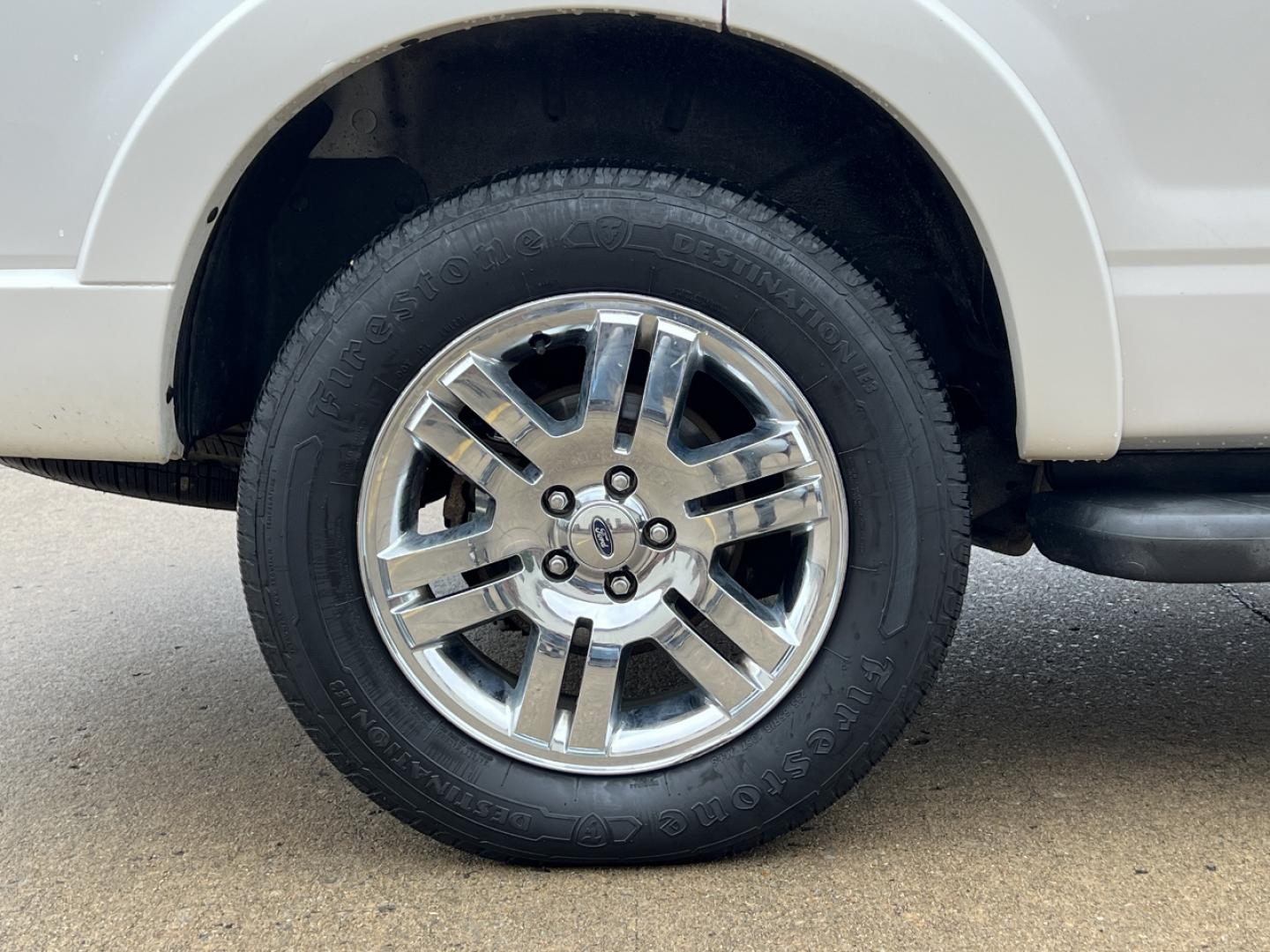 2010 WHITE /Tan Leather FORD EXPLORER LIMITED (1FMEU7F82AU) with an 4.6L V8 engine, Automatic transmission, located at 2990 Old Orchard Rd., Jackson, MO, 63755, 37.354214, -89.612106 - 2020 Ford Explorer Limited 233xxx miles 4 Wheel Drive 4.6L V6 Automatic Leather 3rd Row Navigation Power/Heated Seats Sunroof Cruise Power Windows/Locks/Mirrors We have financing available and we accept trades! Fill out a credit application on our website or come by today! If you have a - Photo#39