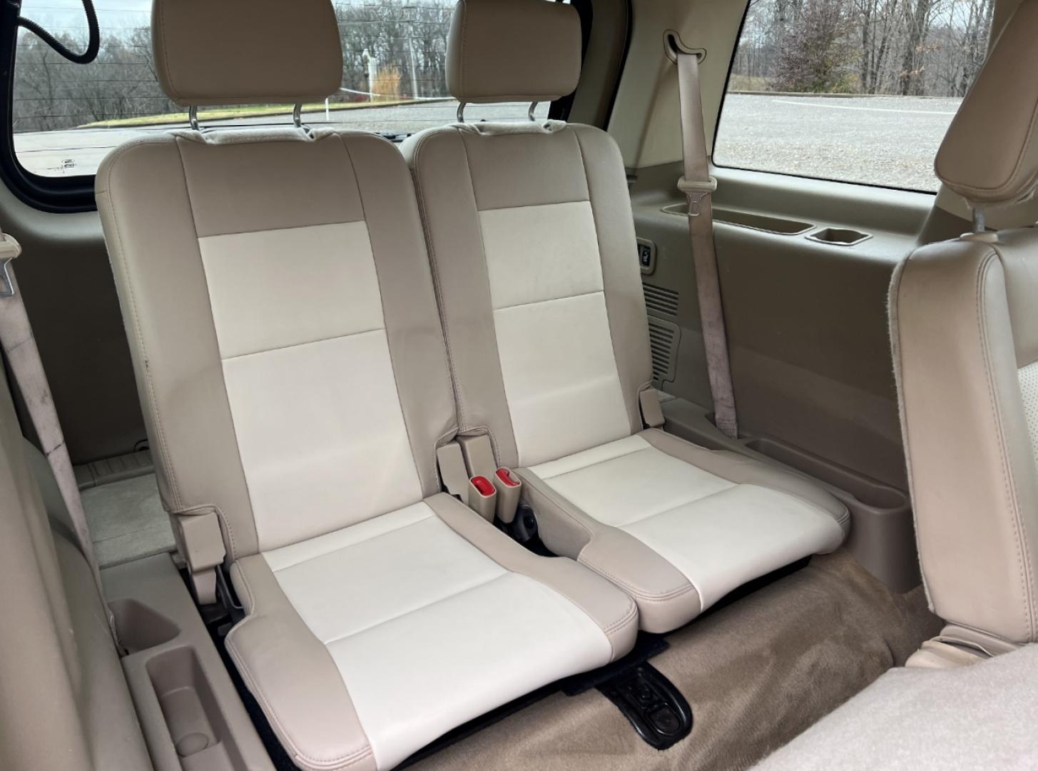 2010 WHITE /Tan Leather FORD EXPLORER LIMITED (1FMEU7F82AU) with an 4.6L V8 engine, Automatic transmission, located at 2990 Old Orchard Rd., Jackson, MO, 63755, 37.354214, -89.612106 - 2020 Ford Explorer Limited 233xxx miles 4 Wheel Drive 4.6L V6 Automatic Leather 3rd Row Navigation Power/Heated Seats Sunroof Cruise Power Windows/Locks/Mirrors We have financing available and we accept trades! Fill out a credit application on our website or come by today! If you have a - Photo#19