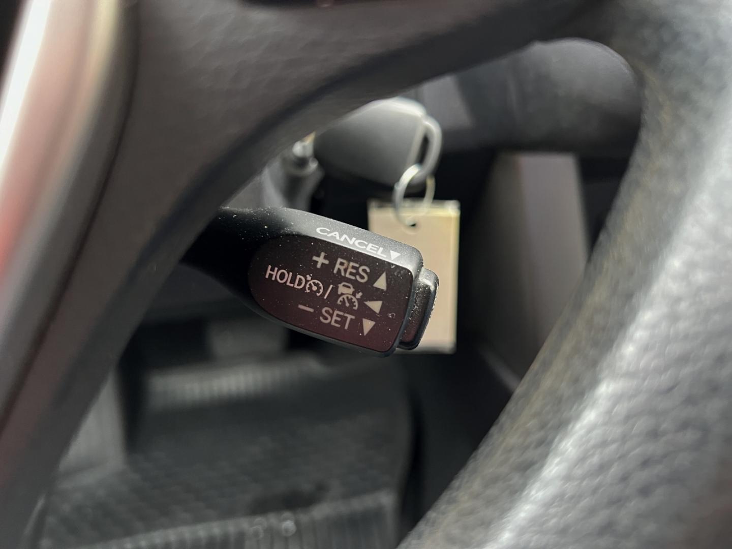 2018 GRAY /Black Cloth TOYOTA RAV4 LE (2T3ZFREV0JW) with an 2.5L engine, Automatic transmission, located at 506 S. Kingshighway, Cape Girardeau, MO, 63703, 37.294994, -89.556206 - Photo#20