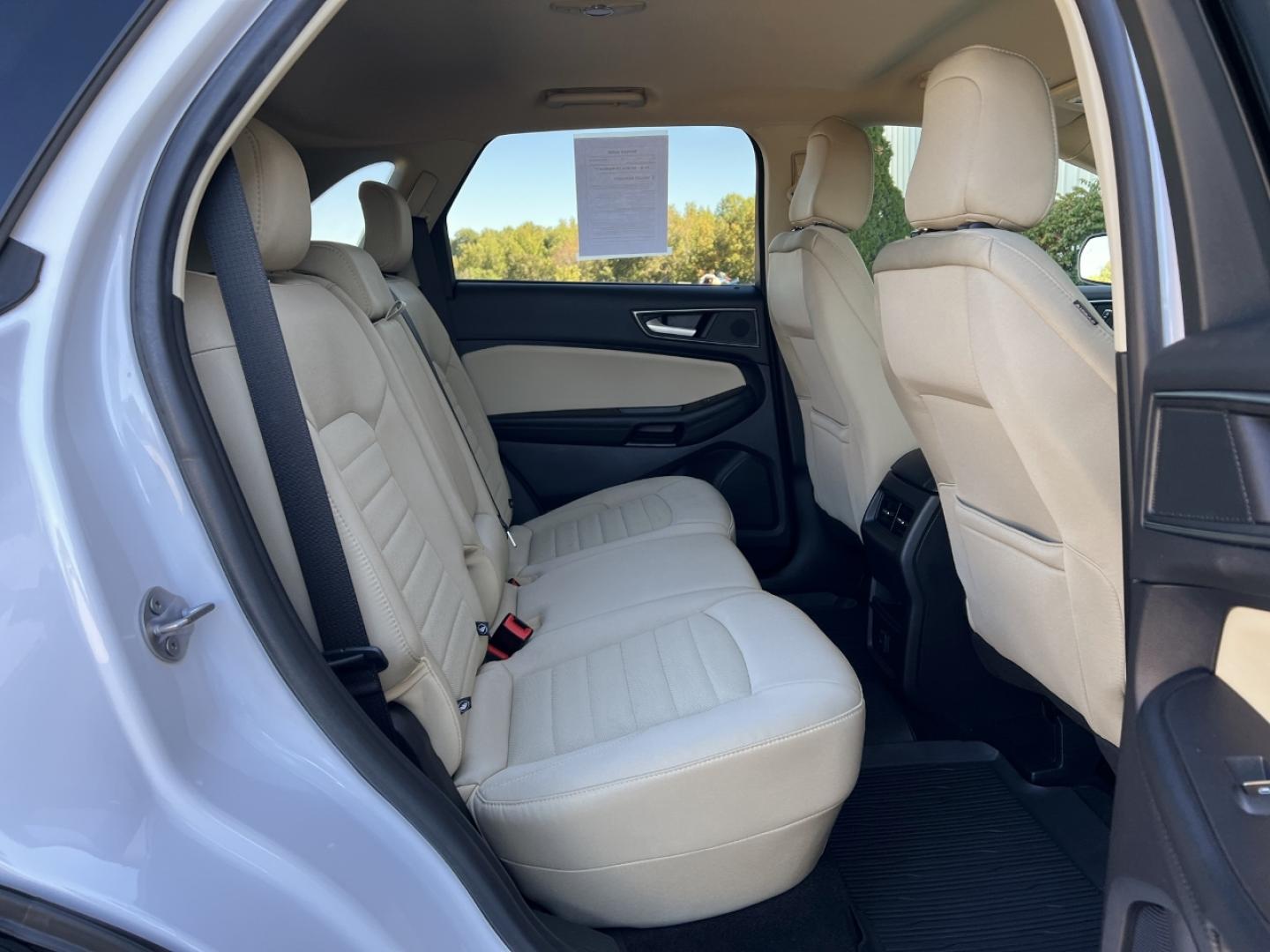 2020 WHITE FORD EDGE SE (2FMPK3G98LB) with an 2.0L 4 Cyl. engine, Automatic transmission, located at 2990 Old Orchard Rd., Jackson, MO, 63755, 37.354214, -89.612106 - We have financing available and we accept trades! Fill out a credit application on our website or come by today! If you have any questions, give us a call at (573) 204-7777 or visit our website at firstautocredit.com. - Photo#16
