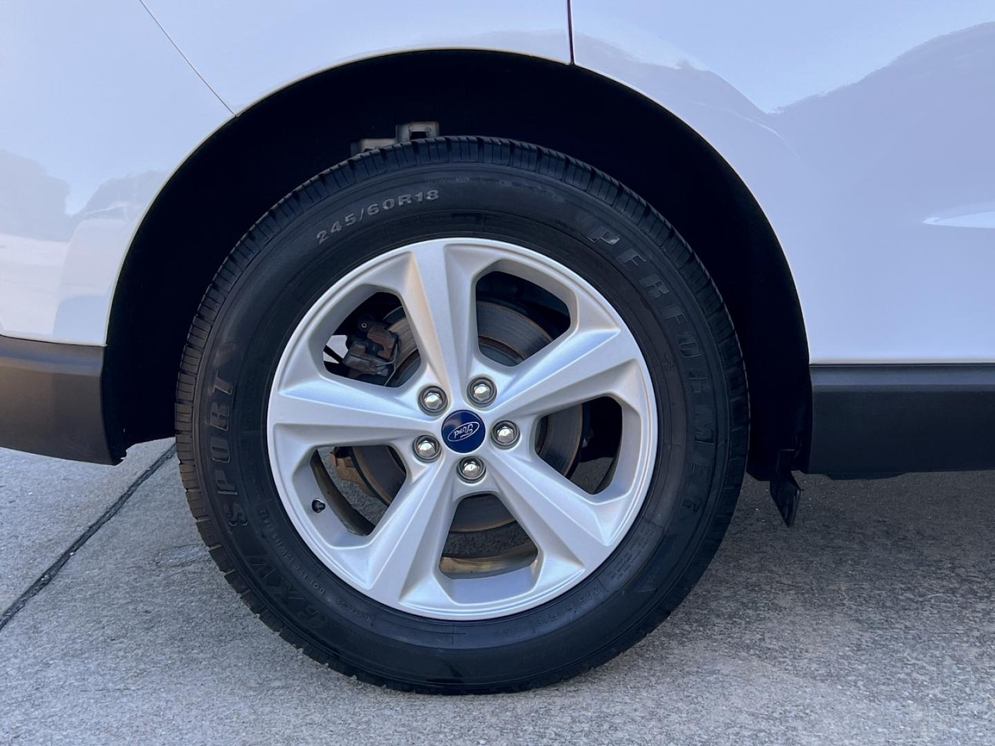2020 WHITE FORD EDGE SE (2FMPK3G98LB) with an 2.0L 4 Cyl. engine, Automatic transmission, located at 2990 Old Orchard Rd., Jackson, MO, 63755, 37.354214, -89.612106 - We have financing available and we accept trades! Fill out a credit application on our website or come by today! If you have any questions, give us a call at (573) 204-7777 or visit our website at firstautocredit.com. - Photo#35