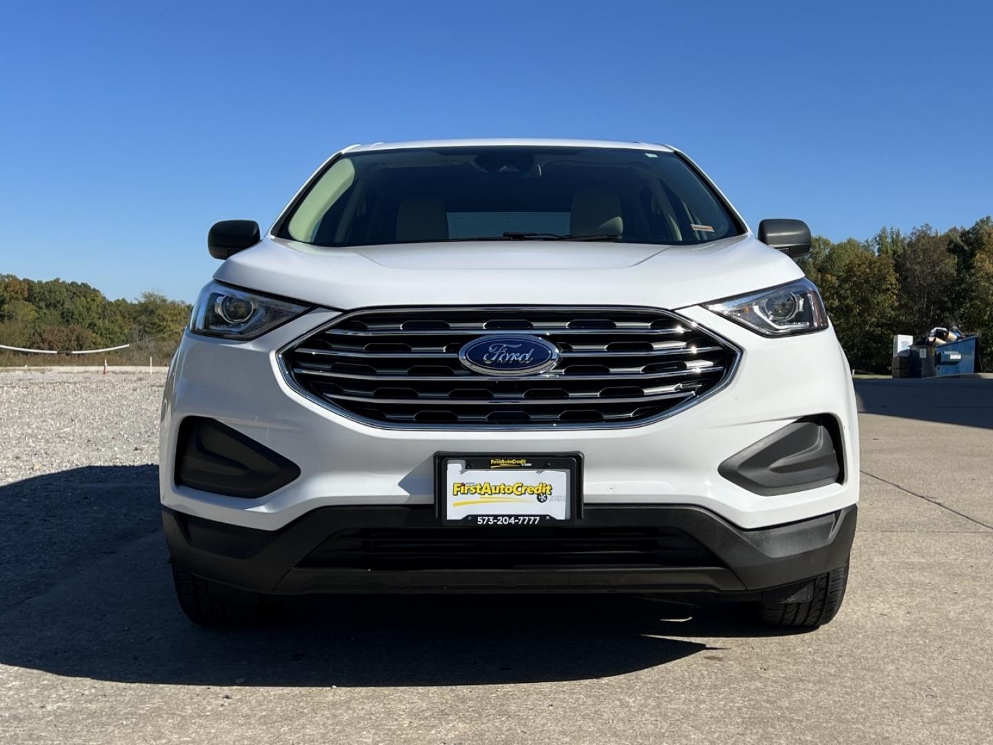2020 WHITE FORD EDGE SE (2FMPK3G98LB) with an 2.0L 4 Cyl. engine, Automatic transmission, located at 2990 Old Orchard Rd., Jackson, MO, 63755, 37.354214, -89.612106 - We have financing available and we accept trades! Fill out a credit application on our website or come by today! If you have any questions, give us a call at (573) 204-7777 or visit our website at firstautocredit.com. - Photo#10