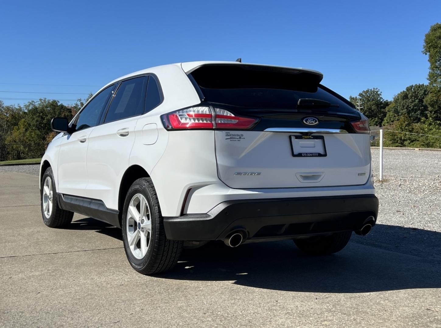 2020 WHITE FORD EDGE SE (2FMPK3G98LB) with an 2.0L 4 Cyl. engine, Automatic transmission, located at 2990 Old Orchard Rd., Jackson, MO, 63755, 37.354214, -89.612106 - We have financing available and we accept trades! Fill out a credit application on our website or come by today! If you have any questions, give us a call at (573) 204-7777 or visit our website at firstautocredit.com. - Photo#8
