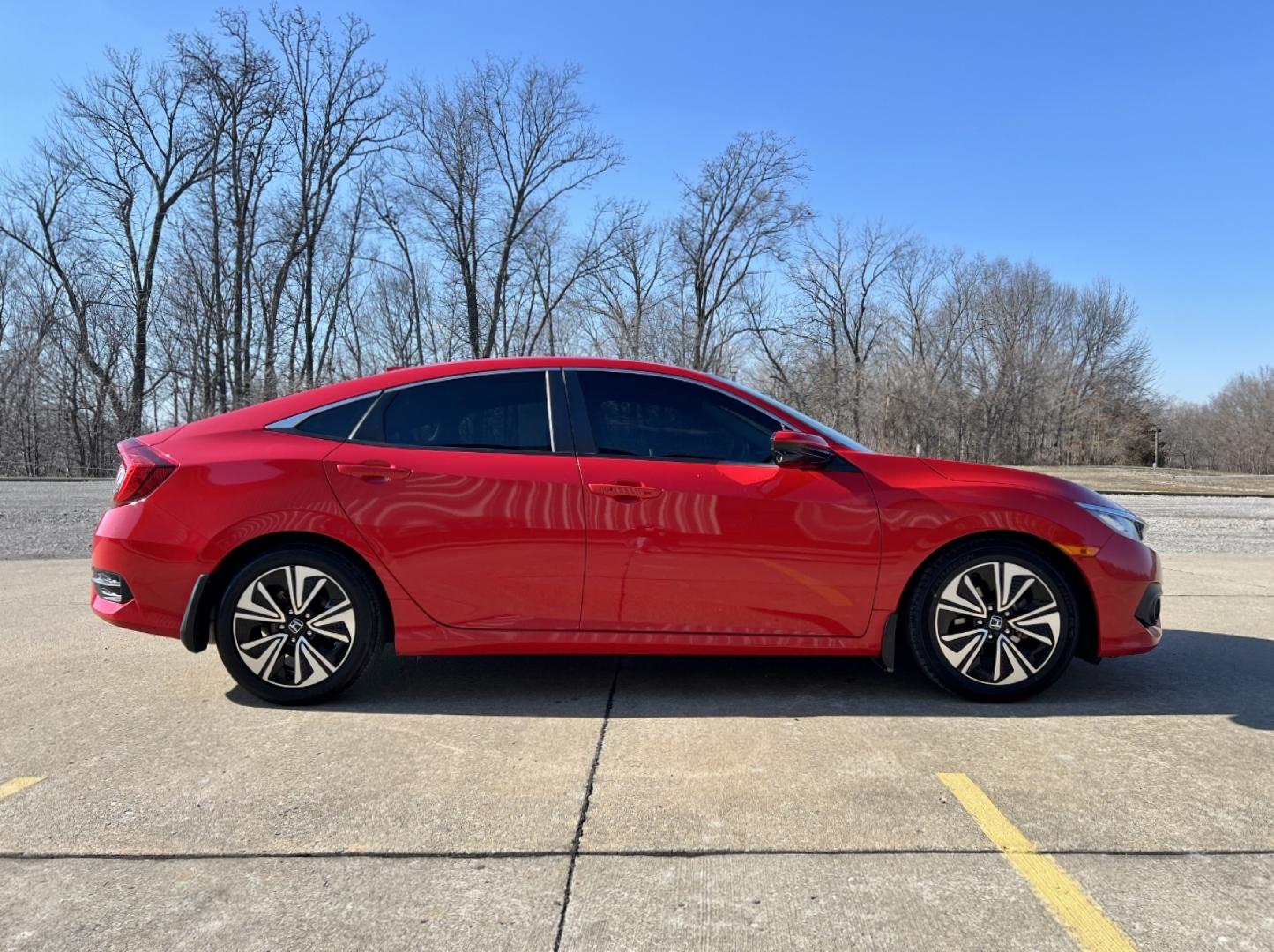 2017 RED /Black Cloth Honda Civic EX-T Sedan CVT (2HGFC1F31HH) with an 1.5L 4 Cyl. TURBO engine, CVT transmission, located at 2990 Old Orchard Rd., Jackson, MO, 63755, 37.354214, -89.612106 - 2017 Honda Civic EX-T Local 1-Owner 144xxx miles Front Wheel Drive 1.5L 4 Cyl. Automatic Backup Camera Heated Seats Sunroof Bluetooth Cruise Remote Start Power Windows/Locks/Mirrors We have financing available and we accept trades! Fill out a credit application on our website or come by - Photo#8