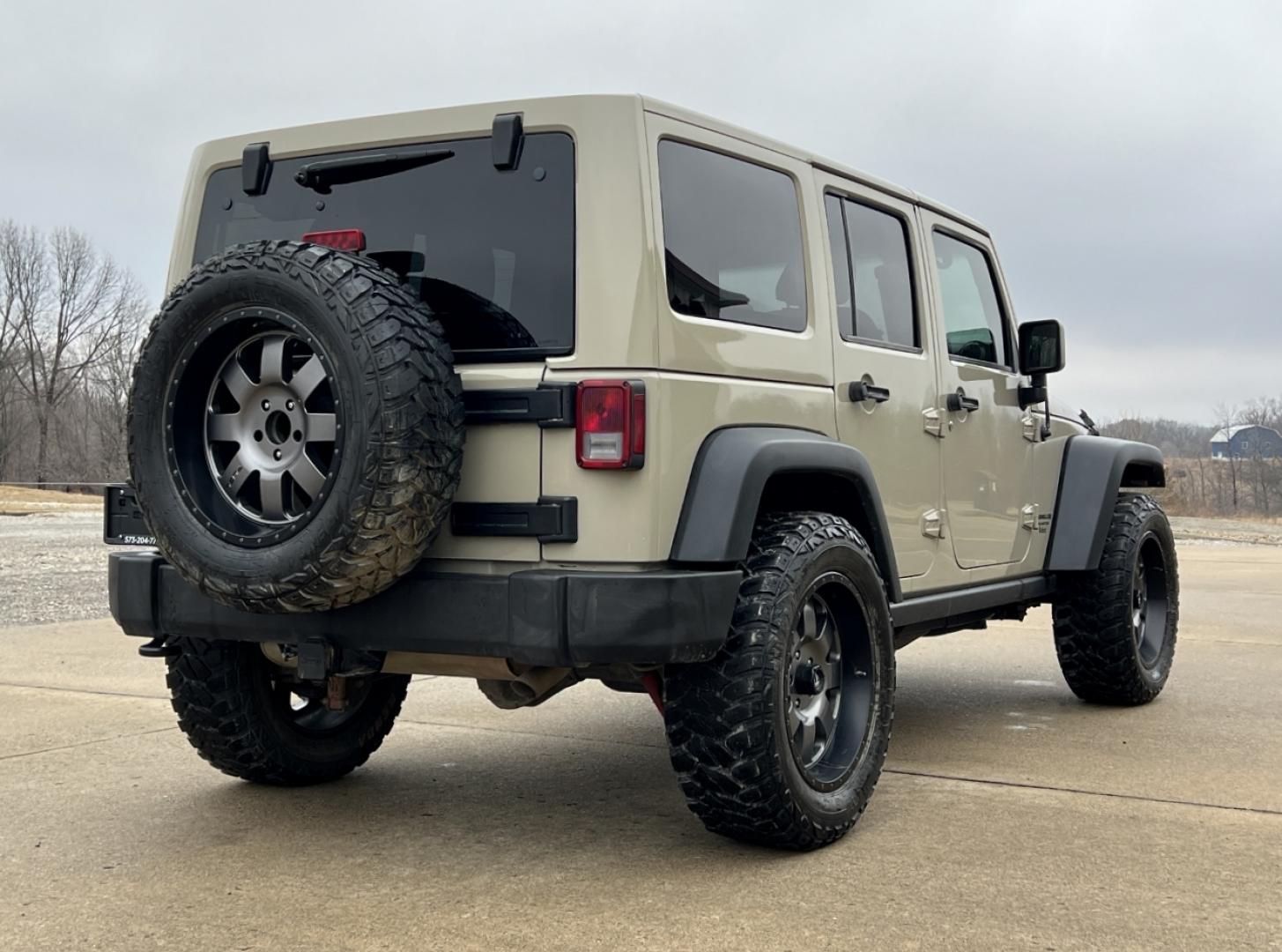 2017 TAN /Tan Leather Jeep Wrangler Unlimited Rubicon 4WD (1C4HJWFG9HL) with an 3.6L V6 engine, Automatic transmission, located at 2990 Old Orchard Rd., Jackson, MO, 63755, 37.354214, -89.612106 - 2017 Jeep Wrangler Unlimited Rubicon Only 76xxx miles 4 Wheel Drive 3.6L V6 Automatic Leather Navigation Heated Seats Bluetooth Cruise Remote Start Power Windows/Locks/Mirrors We have financing available and we accept trades! Fill out a credit application on our website or come by today - Photo#10