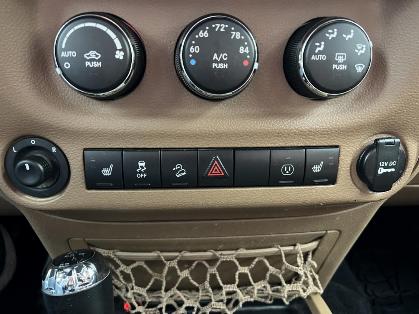 2017 TAN /Tan Leather Jeep Wrangler Unlimited Rubicon 4WD (1C4HJWFG9HL) with an 3.6L V6 engine, Automatic transmission, located at 2990 Old Orchard Rd., Jackson, MO, 63755, 37.354214, -89.612106 - 2017 Jeep Wrangler Unlimited Rubicon Only 76xxx miles 4 Wheel Drive 3.6L V6 Automatic Leather Navigation Heated Seats Bluetooth Cruise Remote Start Power Windows/Locks/Mirrors We have financing available and we accept trades! Fill out a credit application on our website or come by today - Photo#4