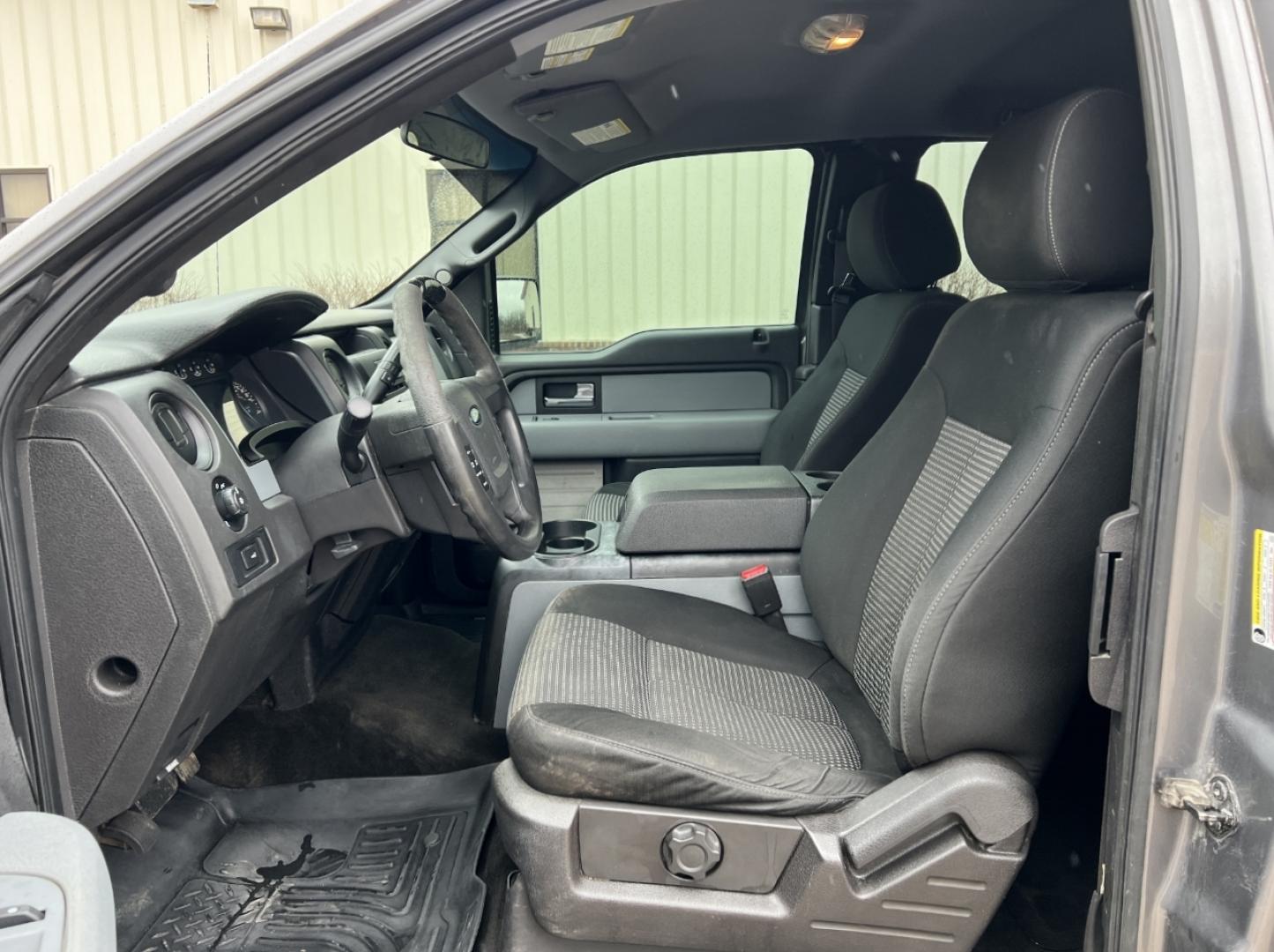 2014 SILVER /Black Cloth FORD F150 STX (1FTFX1EF9EK) with an 5.0L V8 engine, Automatic transmission, located at 2990 Old Orchard Rd., Jackson, MO, 63755, 37.354214, -89.612106 - 2014 Ford F150 STX 163xxx miles 4x4 5.0L V8 Automatic Cruise Power Windows/Locks/Mirrors We have financing available and we accept trades! Fill out a credit application on our website or come by today! If you have any questions, give us a call at (573) 204-7777 or visit our website at firsta - Photo#11