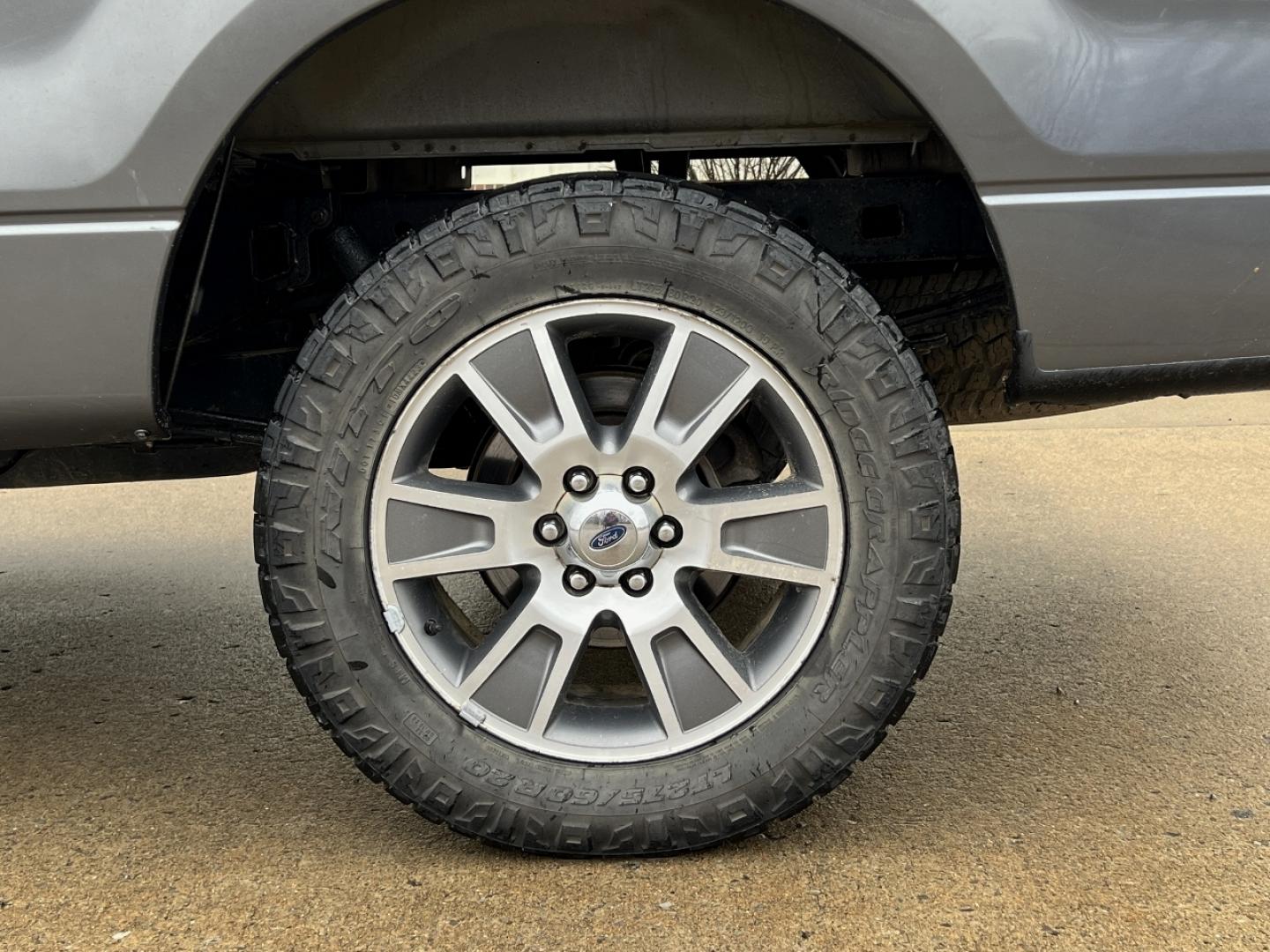 2014 SILVER /Black Cloth FORD F150 STX (1FTFX1EF9EK) with an 5.0L V8 engine, Automatic transmission, located at 2990 Old Orchard Rd., Jackson, MO, 63755, 37.354214, -89.612106 - 2014 Ford F150 STX 163xxx miles 4x4 5.0L V8 Automatic Cruise Power Windows/Locks/Mirrors We have financing available and we accept trades! Fill out a credit application on our website or come by today! If you have any questions, give us a call at (573) 204-7777 or visit our website at firsta - Photo#34