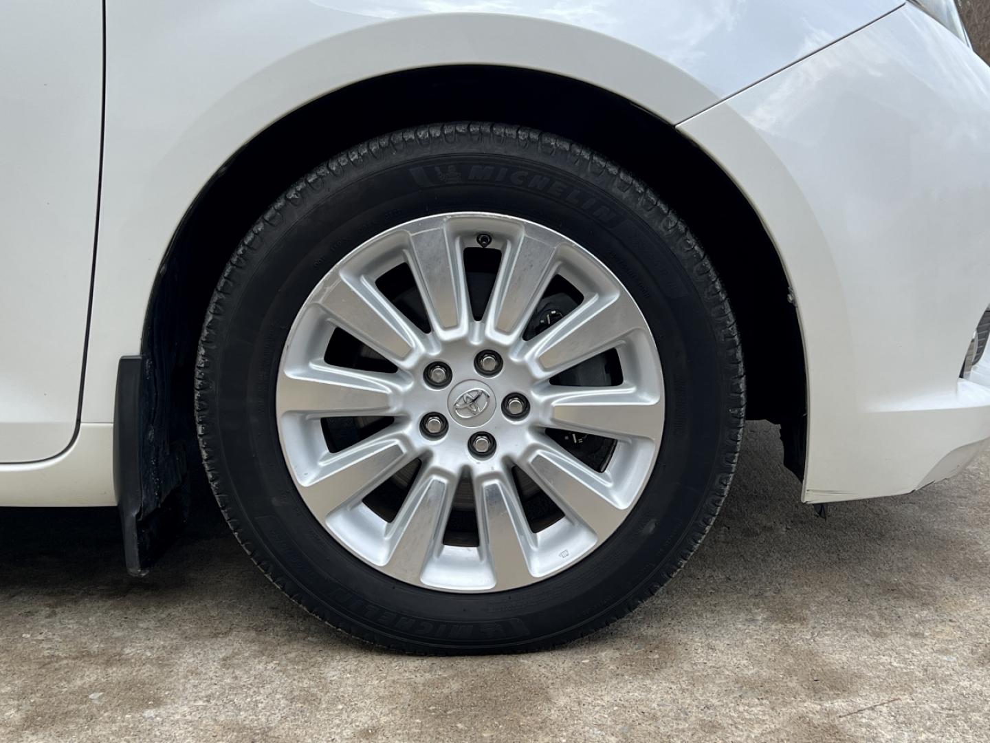 2013 WHITE /Gray Leather Toyota Sienna LIMITED FWD (5TDYK3DC0DS) with an 3.5L V6 engine, Automatic transmission, located at 2990 Old Orchard Rd., Jackson, MO, 63755, 37.354214, -89.612106 - 2013 Toyota Sienna Limited 247xxx miles Front Wheel Drive 3.5L V6 Automatic Leather 3rd Row Navigation Rear Entertainment Backup Camera Power/Heated Seats Bluetooth Cruise Power Windows/Locks/Mirrors We have financing available and we accept trades! Fill out a credit application on our - Photo#45