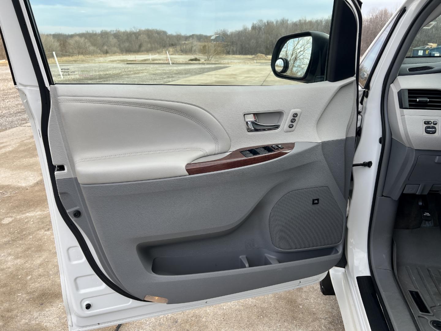2013 WHITE /Gray Leather Toyota Sienna LIMITED FWD (5TDYK3DC0DS) with an 3.5L V6 engine, Automatic transmission, located at 2990 Old Orchard Rd., Jackson, MO, 63755, 37.354214, -89.612106 - 2013 Toyota Sienna Limited 247xxx miles Front Wheel Drive 3.5L V6 Automatic Leather 3rd Row Navigation Rear Entertainment Backup Camera Power/Heated Seats Bluetooth Cruise Power Windows/Locks/Mirrors We have financing available and we accept trades! Fill out a credit application on our - Photo#15