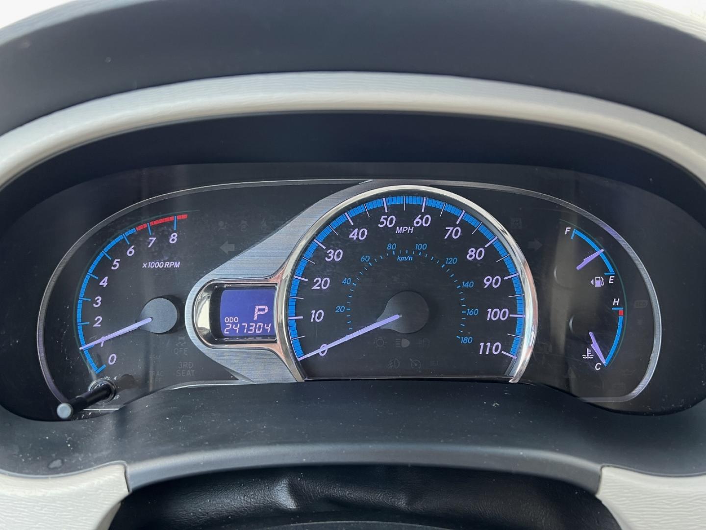 2013 WHITE /Gray Leather Toyota Sienna LIMITED FWD (5TDYK3DC0DS) with an 3.5L V6 engine, Automatic transmission, located at 2990 Old Orchard Rd., Jackson, MO, 63755, 37.354214, -89.612106 - 2013 Toyota Sienna Limited 247xxx miles Front Wheel Drive 3.5L V6 Automatic Leather 3rd Row Navigation Rear Entertainment Backup Camera Power/Heated Seats Bluetooth Cruise Power Windows/Locks/Mirrors We have financing available and we accept trades! Fill out a credit application on our - Photo#1
