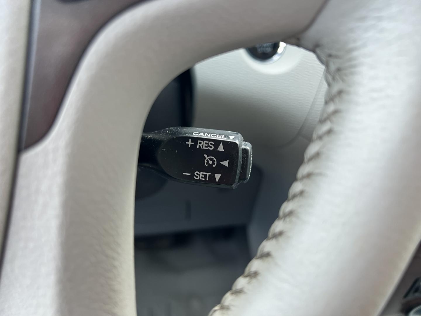 2013 WHITE /Gray Leather Toyota Sienna LIMITED FWD (5TDYK3DC0DS) with an 3.5L V6 engine, Automatic transmission, located at 2990 Old Orchard Rd., Jackson, MO, 63755, 37.354214, -89.612106 - 2013 Toyota Sienna Limited 247xxx miles Front Wheel Drive 3.5L V6 Automatic Leather 3rd Row Navigation Rear Entertainment Backup Camera Power/Heated Seats Bluetooth Cruise Power Windows/Locks/Mirrors We have financing available and we accept trades! Fill out a credit application on our - Photo#27