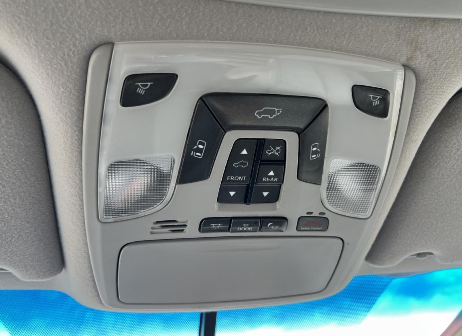 2013 WHITE /Gray Leather Toyota Sienna LIMITED FWD (5TDYK3DC0DS) with an 3.5L V6 engine, Automatic transmission, located at 2990 Old Orchard Rd., Jackson, MO, 63755, 37.354214, -89.612106 - 2013 Toyota Sienna Limited 247xxx miles Front Wheel Drive 3.5L V6 Automatic Leather 3rd Row Navigation Rear Entertainment Backup Camera Power/Heated Seats Bluetooth Cruise Power Windows/Locks/Mirrors We have financing available and we accept trades! Fill out a credit application on our - Photo#36