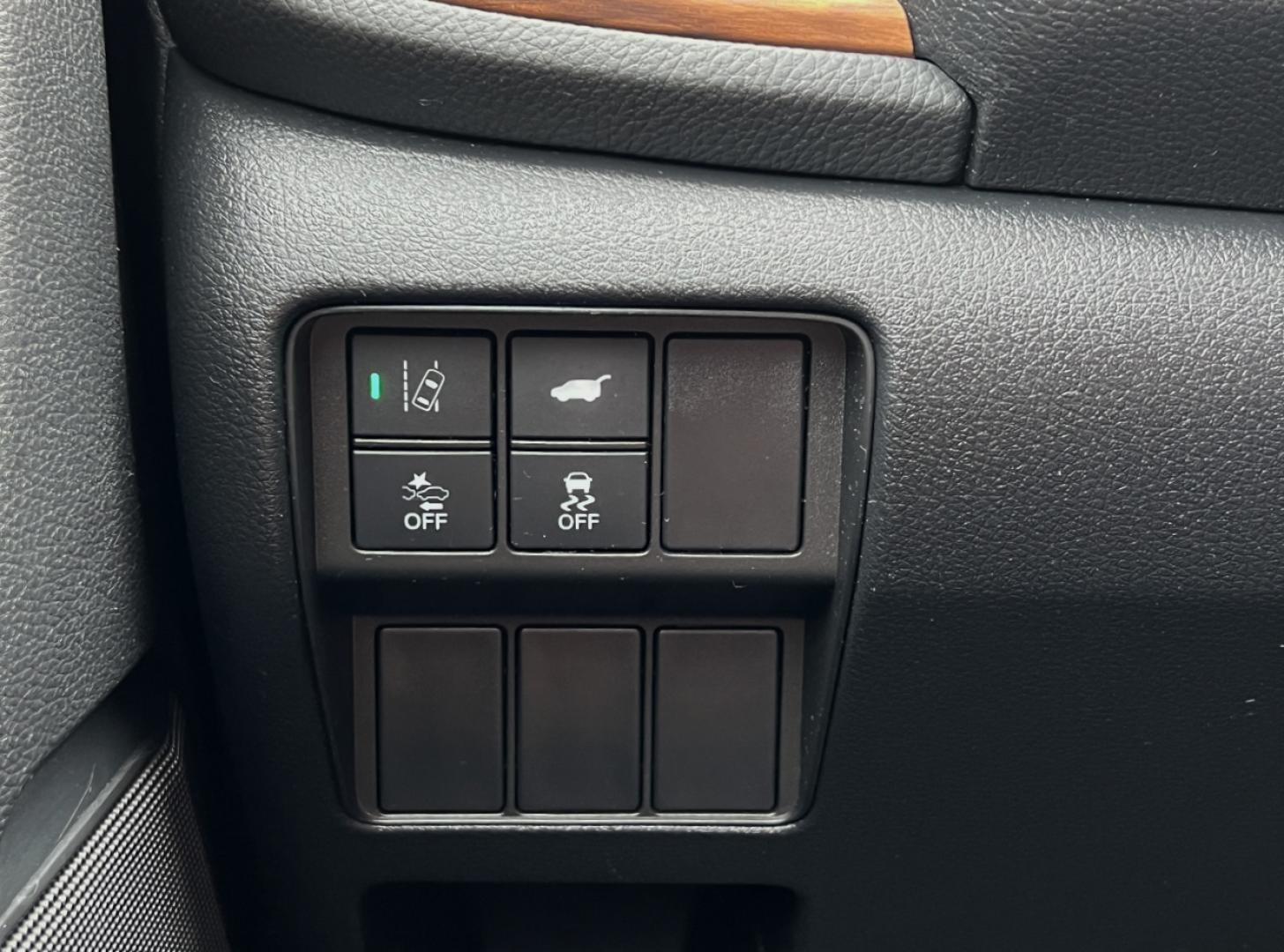 2021 RED /Gray Leather HONDA CR-V EX-L (7FART6H86ME) with an 2.0L 4 Cyl. Hybrid engine, Continuously Variable transmission, located at 2990 Old Orchard Rd., Jackson, MO, 63755, 37.354214, -89.612106 - 2021 Honda CR-V HYBRID EX-L Local 1-Owner 90xxx miles All Wheel Drive 2.0L 4 Cyl. Hybrid Automatic Leather Power/Heated Seats Heated Steering Wheel Backup Camera Sunroof Bluetooth Remote Start Cruise Power Windows/Locks/Mirrors We have financing available and we accept trades! Fill ou - Photo#31