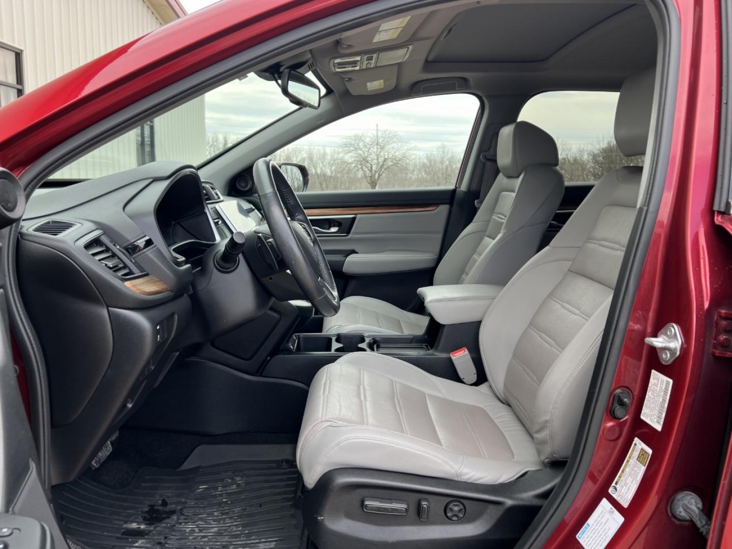 2021 RED /Gray Leather HONDA CR-V EX-L (7FART6H86ME) with an 2.0L 4 Cyl. Hybrid engine, Continuously Variable transmission, located at 2990 Old Orchard Rd., Jackson, MO, 63755, 37.354214, -89.612106 - 2021 Honda CR-V HYBRID EX-L Local 1-Owner 90xxx miles All Wheel Drive 2.0L 4 Cyl. Hybrid Automatic Leather Power/Heated Seats Heated Steering Wheel Backup Camera Sunroof Bluetooth Remote Start Cruise Power Windows/Locks/Mirrors We have financing available and we accept trades! Fill ou - Photo#15