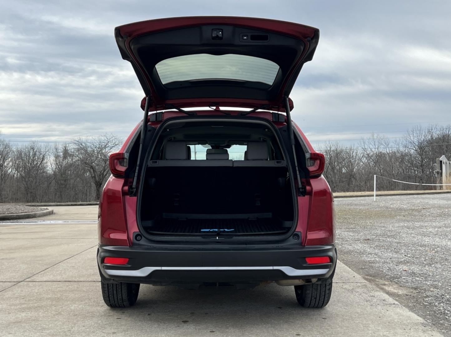 2021 RED /Gray Leather HONDA CR-V EX-L (7FART6H86ME) with an 2.0L 4 Cyl. Hybrid engine, Continuously Variable transmission, located at 2990 Old Orchard Rd., Jackson, MO, 63755, 37.354214, -89.612106 - 2021 Honda CR-V HYBRID EX-L Local 1-Owner 90xxx miles All Wheel Drive 2.0L 4 Cyl. Hybrid Automatic Leather Power/Heated Seats Heated Steering Wheel Backup Camera Sunroof Bluetooth Remote Start Cruise Power Windows/Locks/Mirrors We have financing available and we accept trades! Fill ou - Photo#20