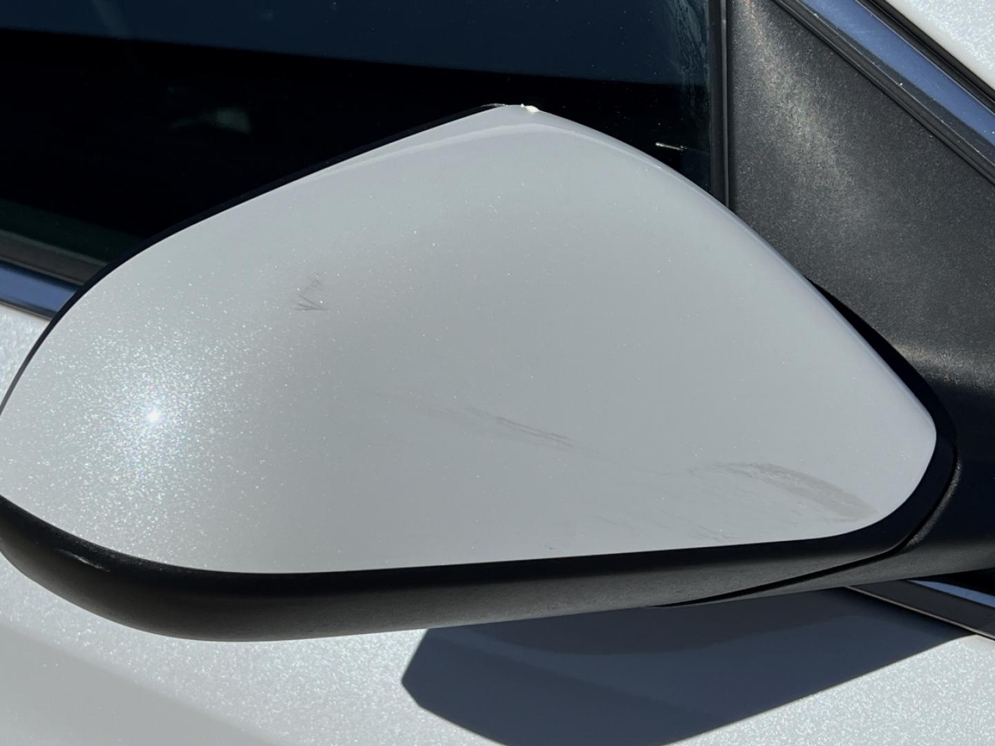 2019 WHITE /Black Cloth HYUNDAI SONATA SE (5NPE24AF4KH) with an 2.4L 4 Cyl. engine, Automatic transmission, located at 2990 Old Orchard Rd., Jackson, MO, 63755, 37.354214, -89.612106 - 2019 Hyundai Sonata SE 111xxx miles Front Wheel Drive 2.4L 4 Cyl. Automatic Backup Camera Bluetooth Cruise Power Windows/Locks/Mirrors We have financing available and we accept trades! Fill out a credit application on our website or come by today! If you have any questions, give us a call - Photo#37