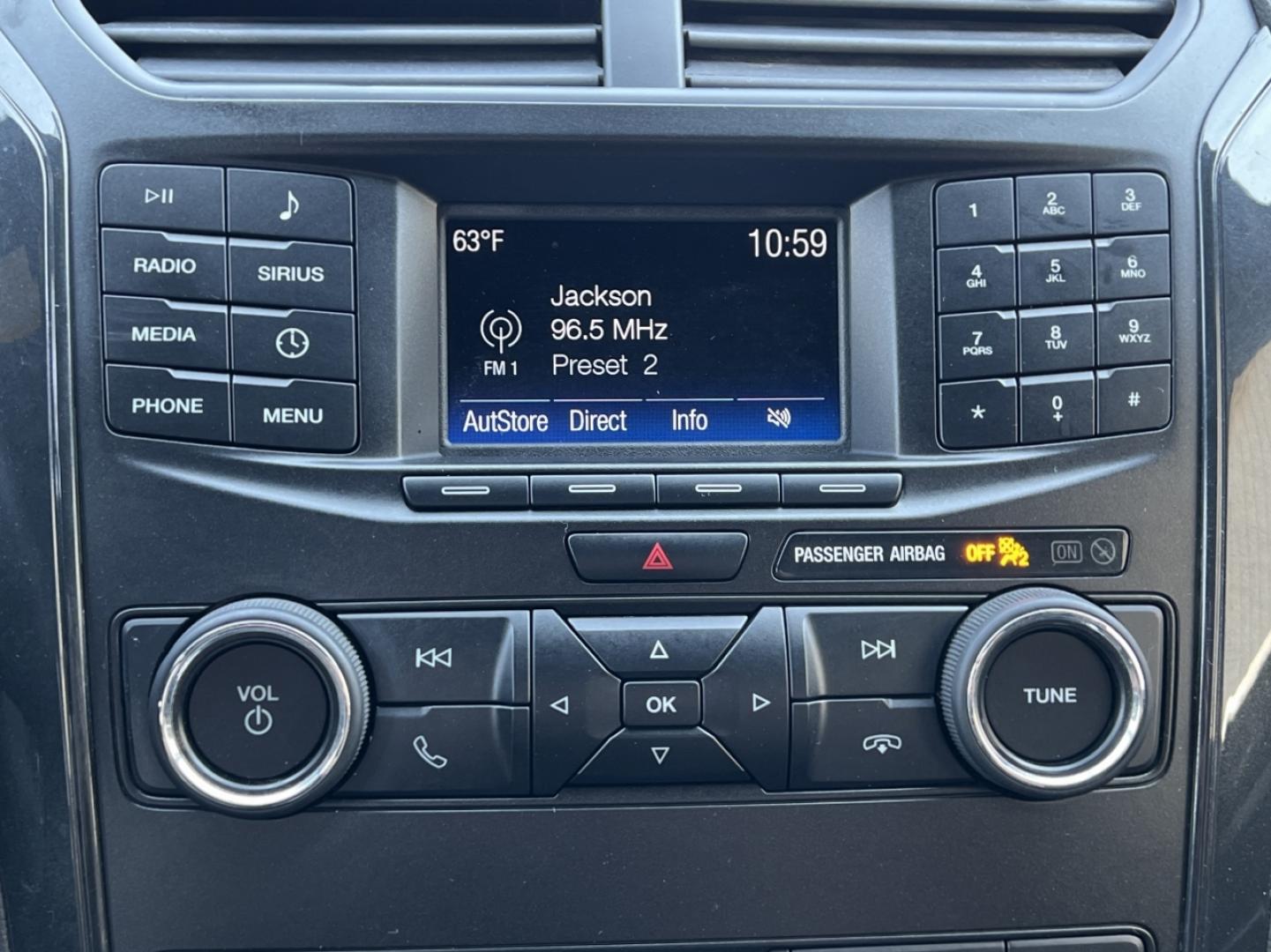 2019 WHITE /Black Cloth FORD EXPLORER XLT (1FM5K8D83KG) with an 3.5L V6 engine, Automatic transmission, located at 2990 Old Orchard Rd., Jackson, MO, 63755, 37.354214, -89.612106 - 2019 Ford Explorer XLT 116xxx miles 4 Wheel Drive 3.5L V6 Automatic 3rd Row Backup Camera Power Seats Bluetooth Cruise Power Windows/Locks/Mirrors We have financing available and we accept trades! Fill out a credit application on our website or come by today! If you have any questions, g - Photo#25