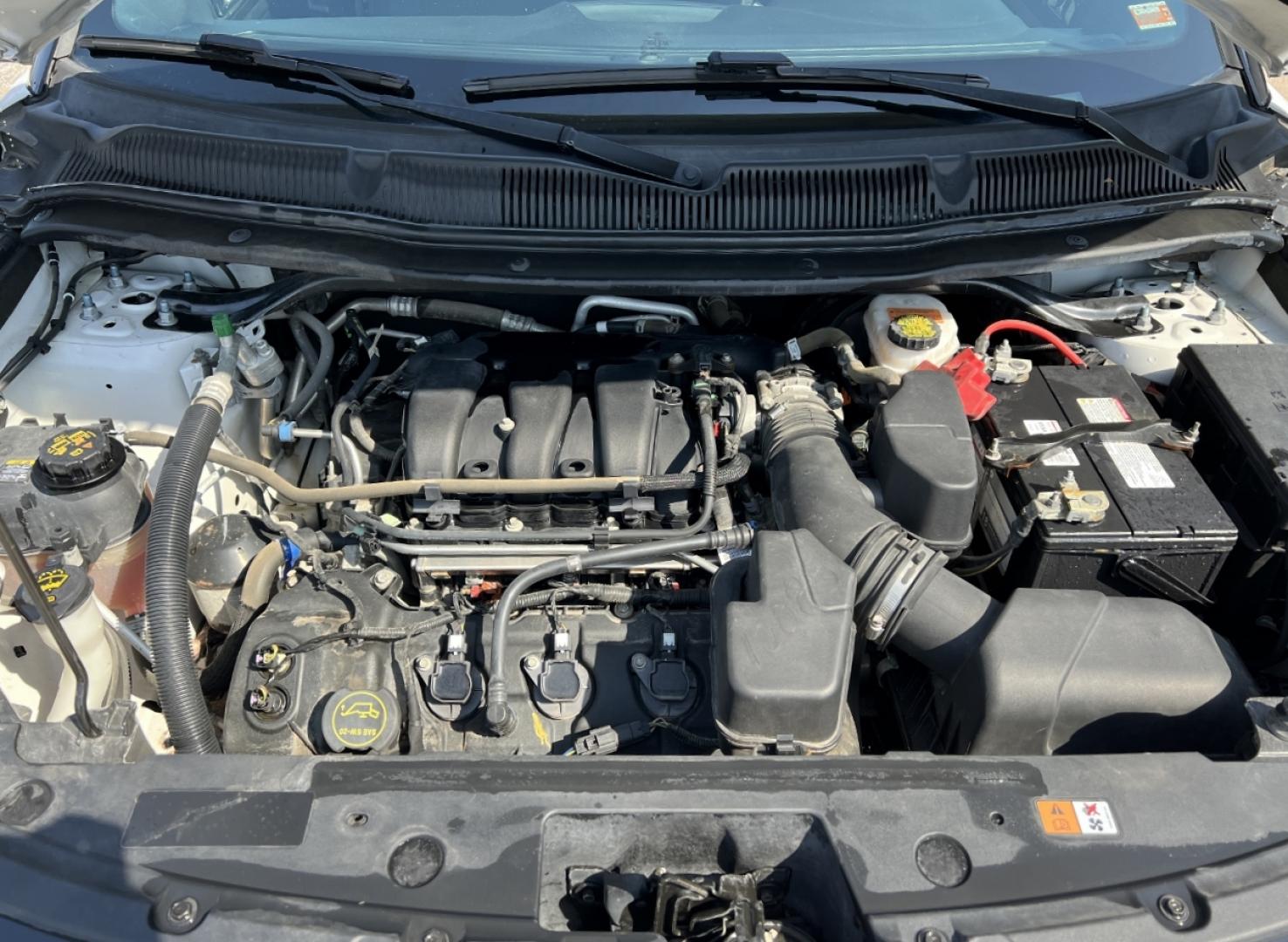 2019 WHITE /Black Cloth FORD EXPLORER XLT (1FM5K8D83KG) with an 3.5L V6 engine, Automatic transmission, located at 2990 Old Orchard Rd., Jackson, MO, 63755, 37.354214, -89.612106 - 2019 Ford Explorer XLT 116xxx miles 4 Wheel Drive 3.5L V6 Automatic 3rd Row Backup Camera Power Seats Bluetooth Cruise Power Windows/Locks/Mirrors We have financing available and we accept trades! Fill out a credit application on our website or come by today! If you have any questions, g - Photo#35