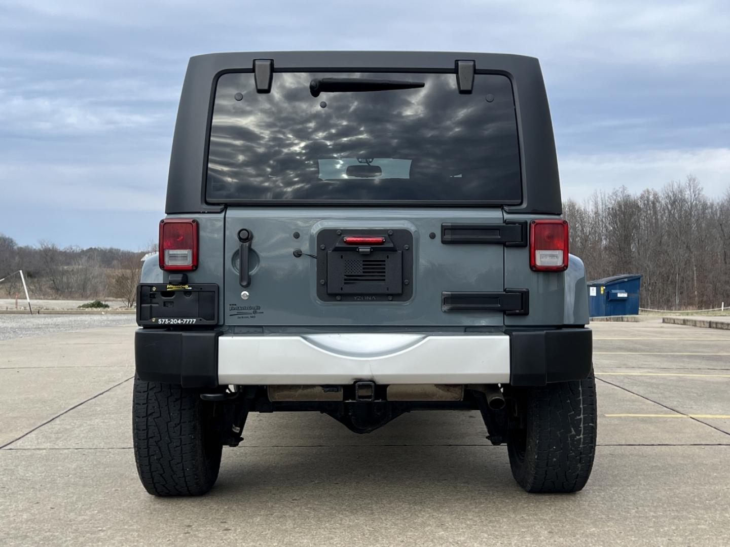 2015 GRAY /Black Cloth JEEP WRANGLER UNLIMI SAHARA (1C4HJWEG7FL) with an 3.6L V6 engine, Automatic transmission, located at 2990 Old Orchard Rd., Jackson, MO, 63755, 37.354214, -89.612106 - 2015 Jeep Wrangler Unlimited Sahara 114xxx miles 4 Wheel Drive 3.6L V6 Automatic Navigation Heated Seats 20" Wheels Bluetooth Cruise Power Windows/Locks/Mirrors We have financing available and we accept trades! Fill out a credit application on our website or come by today! If you have an - Photo#10