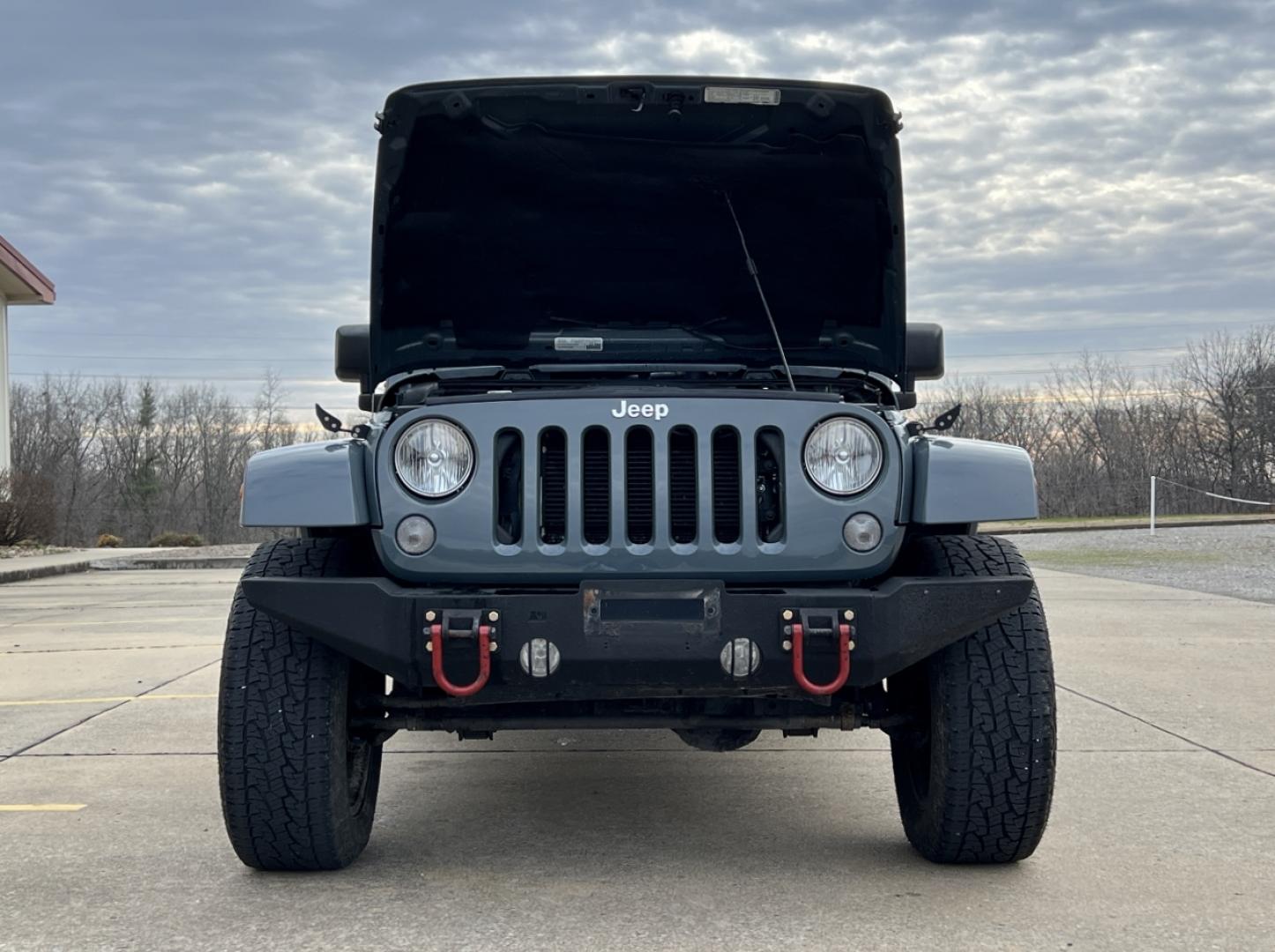 2015 GRAY /Black Cloth JEEP WRANGLER UNLIMI SAHARA (1C4HJWEG7FL) with an 3.6L V6 engine, Automatic transmission, located at 2990 Old Orchard Rd., Jackson, MO, 63755, 37.354214, -89.612106 - 2015 Jeep Wrangler Unlimited Sahara 114xxx miles 4 Wheel Drive 3.6L V6 Automatic Navigation Heated Seats 20" Wheels Bluetooth Cruise Power Windows/Locks/Mirrors We have financing available and we accept trades! Fill out a credit application on our website or come by today! If you have an - Photo#26