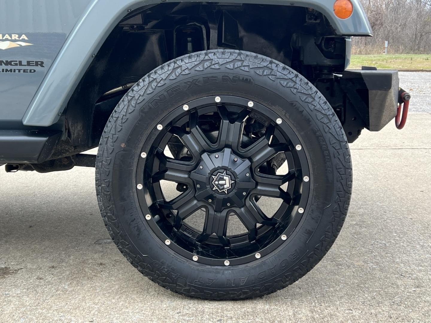 2015 GRAY /Black Cloth JEEP WRANGLER UNLIMI SAHARA (1C4HJWEG7FL) with an 3.6L V6 engine, Automatic transmission, located at 2990 Old Orchard Rd., Jackson, MO, 63755, 37.354214, -89.612106 - 2015 Jeep Wrangler Unlimited Sahara 114xxx miles 4 Wheel Drive 3.6L V6 Automatic Navigation Heated Seats 20" Wheels Bluetooth Cruise Power Windows/Locks/Mirrors We have financing available and we accept trades! Fill out a credit application on our website or come by today! If you have an - Photo#32